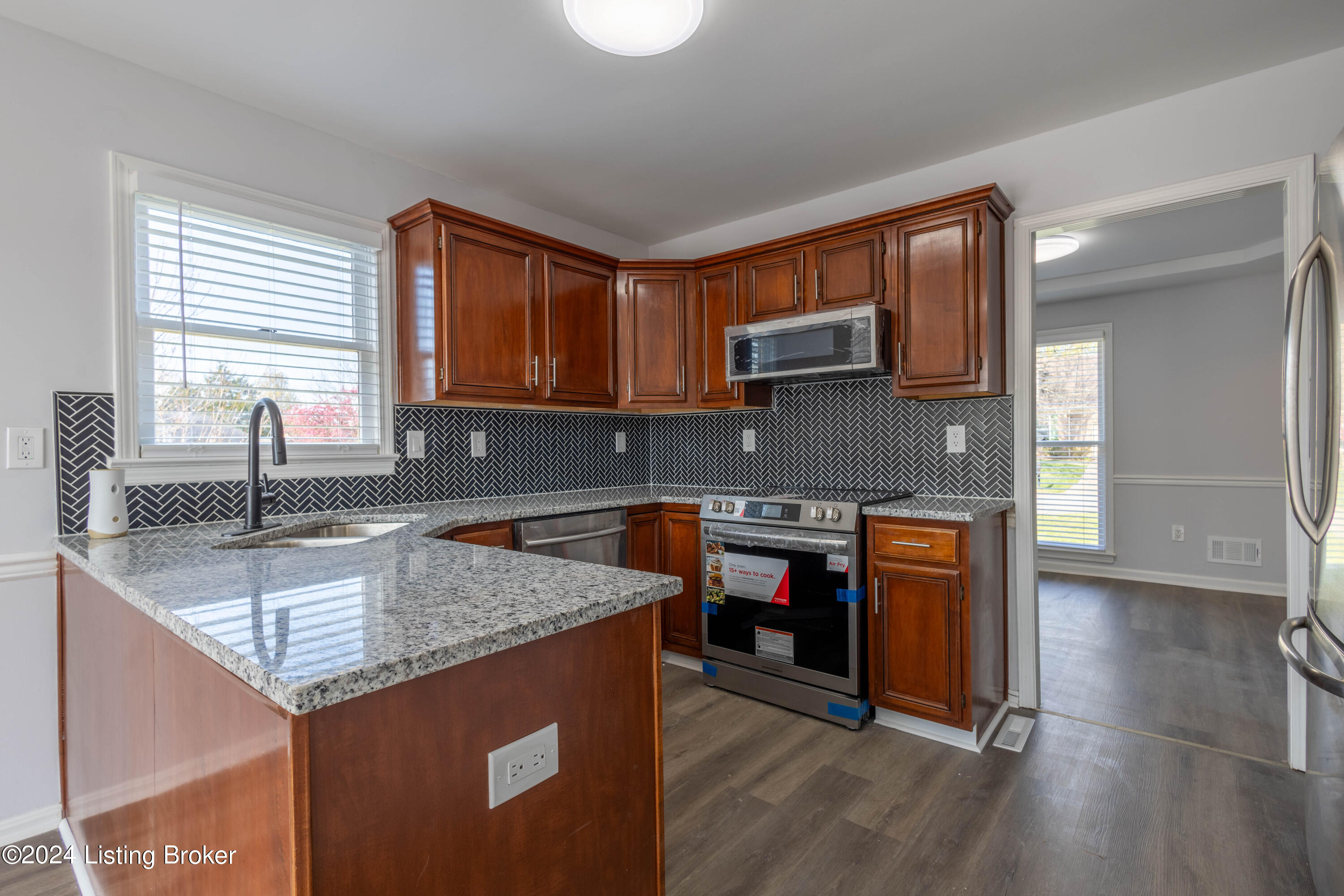 8306 Sunny Ridge Ct