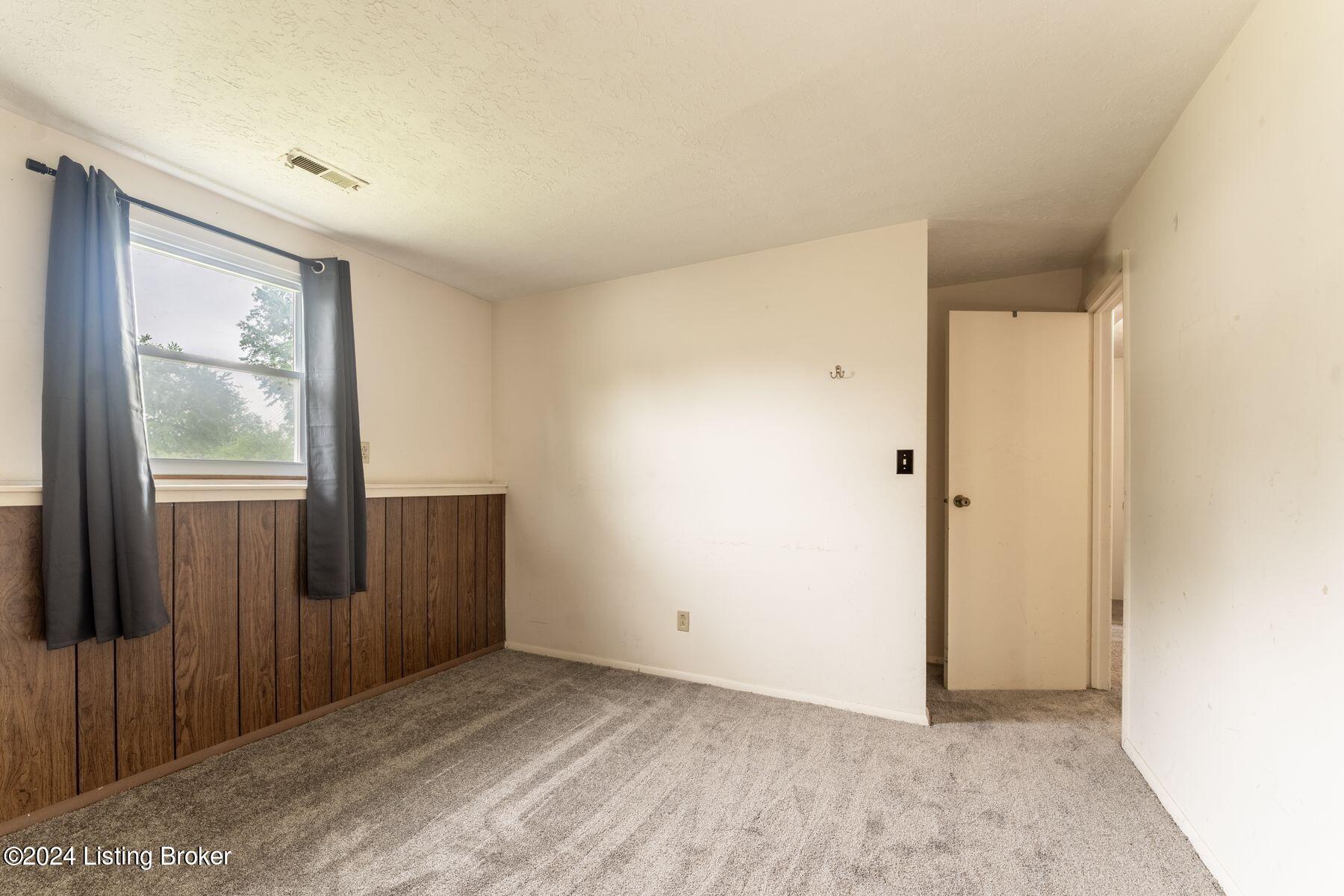 8610 Bost Ln