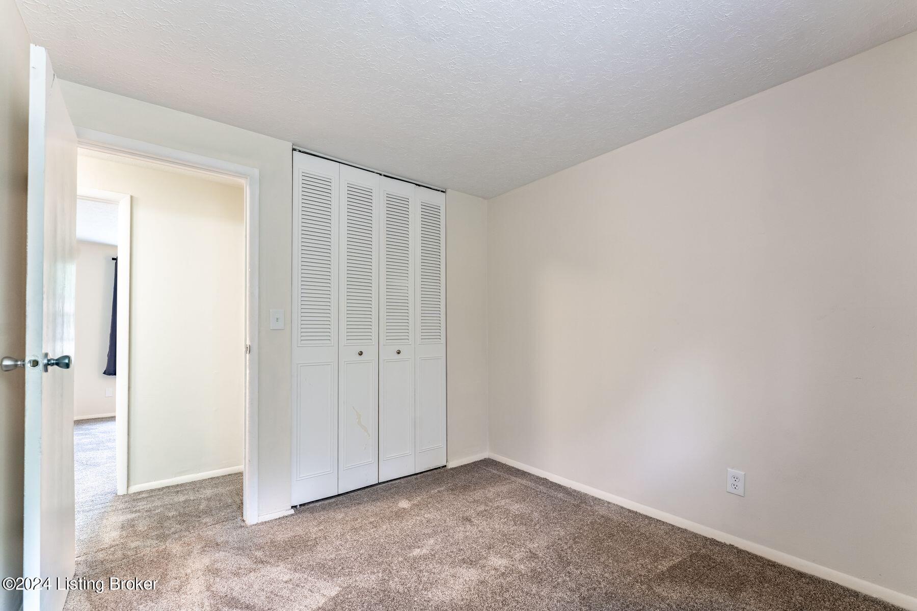 8610 Bost Ln