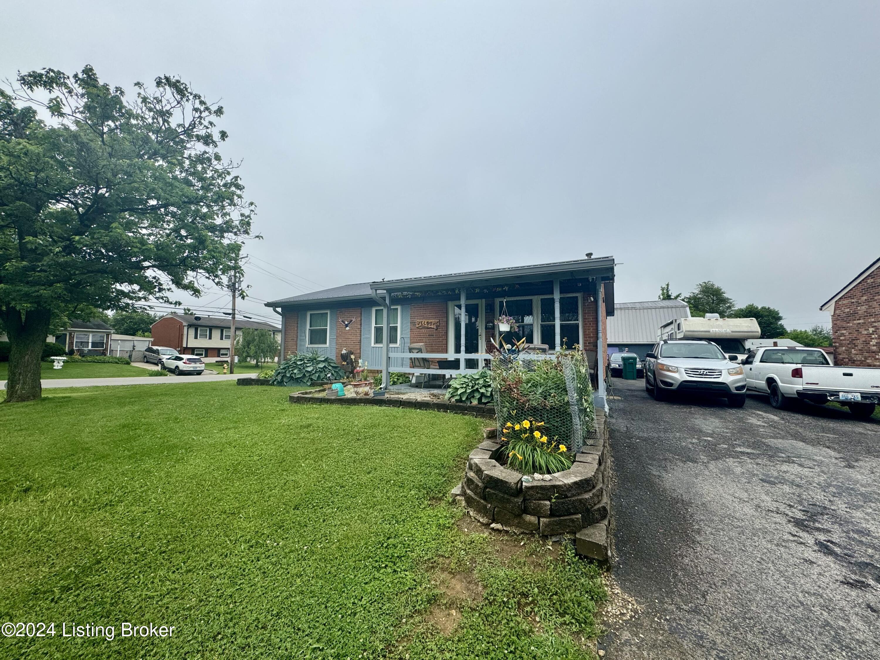1167 Summitt Dr