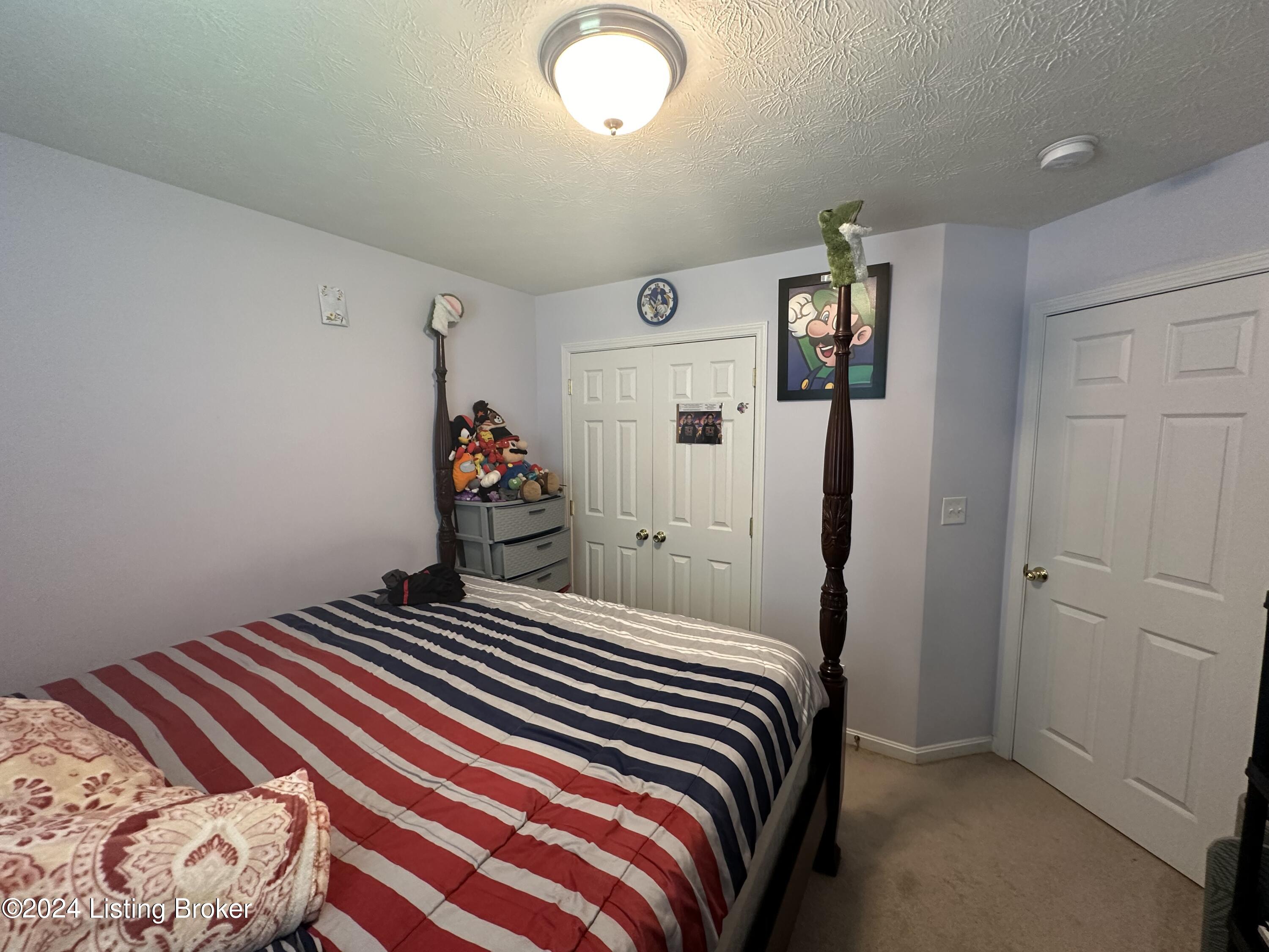 5401 HEPATICA Ct
