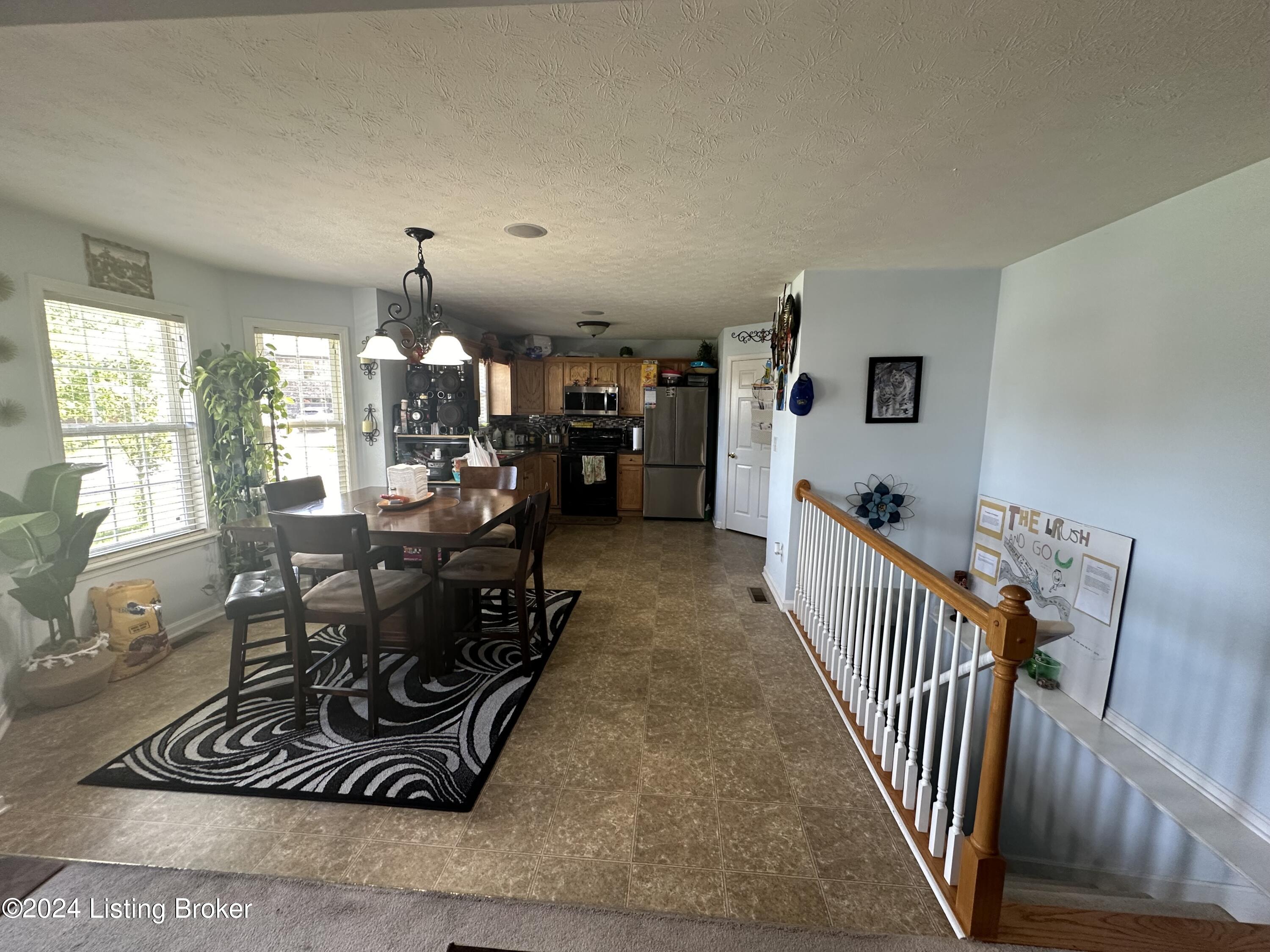 5401 HEPATICA Ct