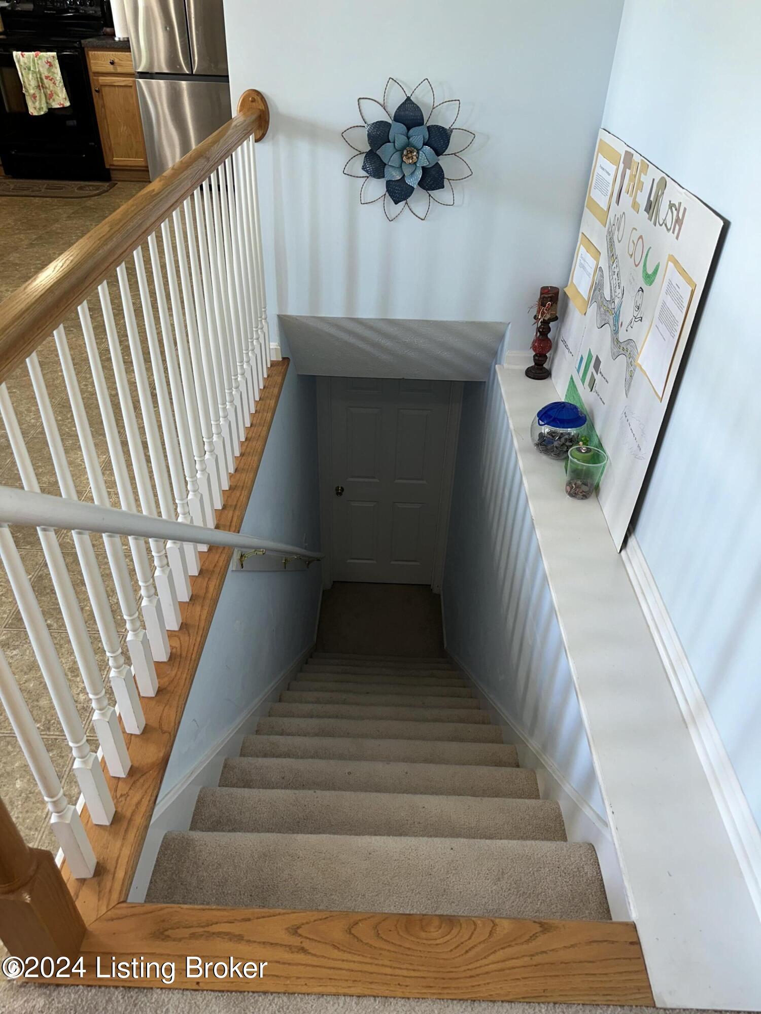 5401 HEPATICA Ct