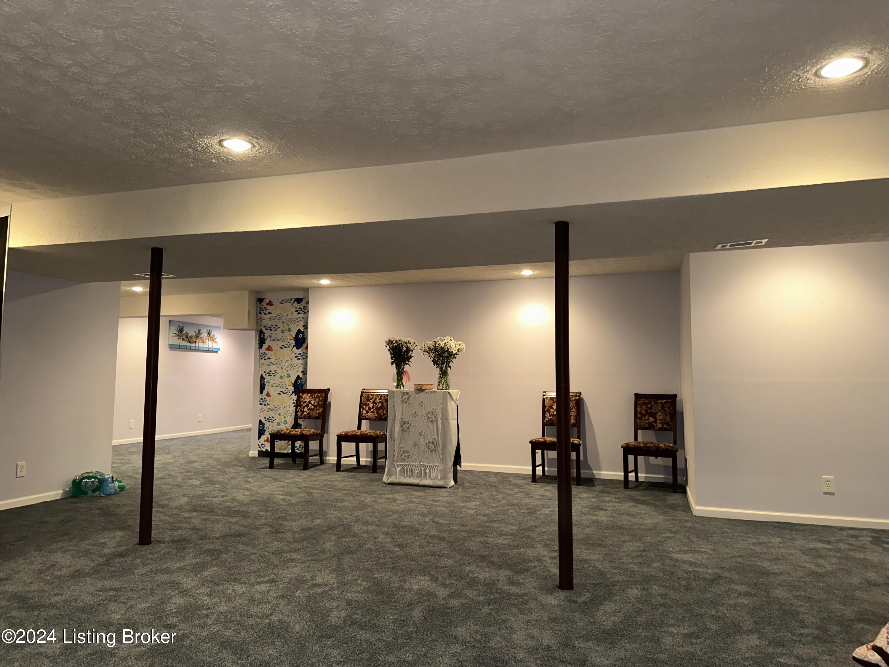 5401 HEPATICA Ct