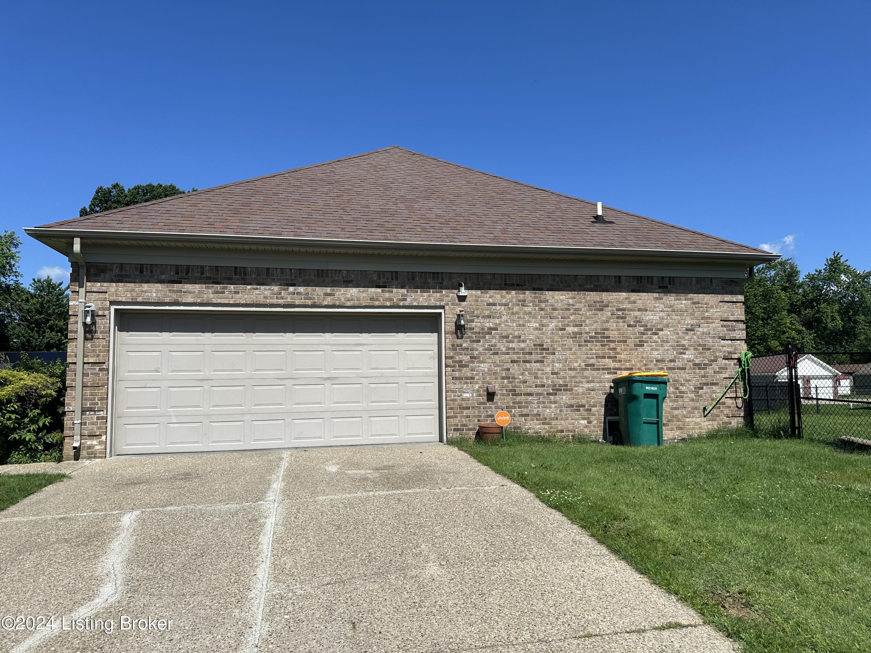 5401 HEPATICA Ct