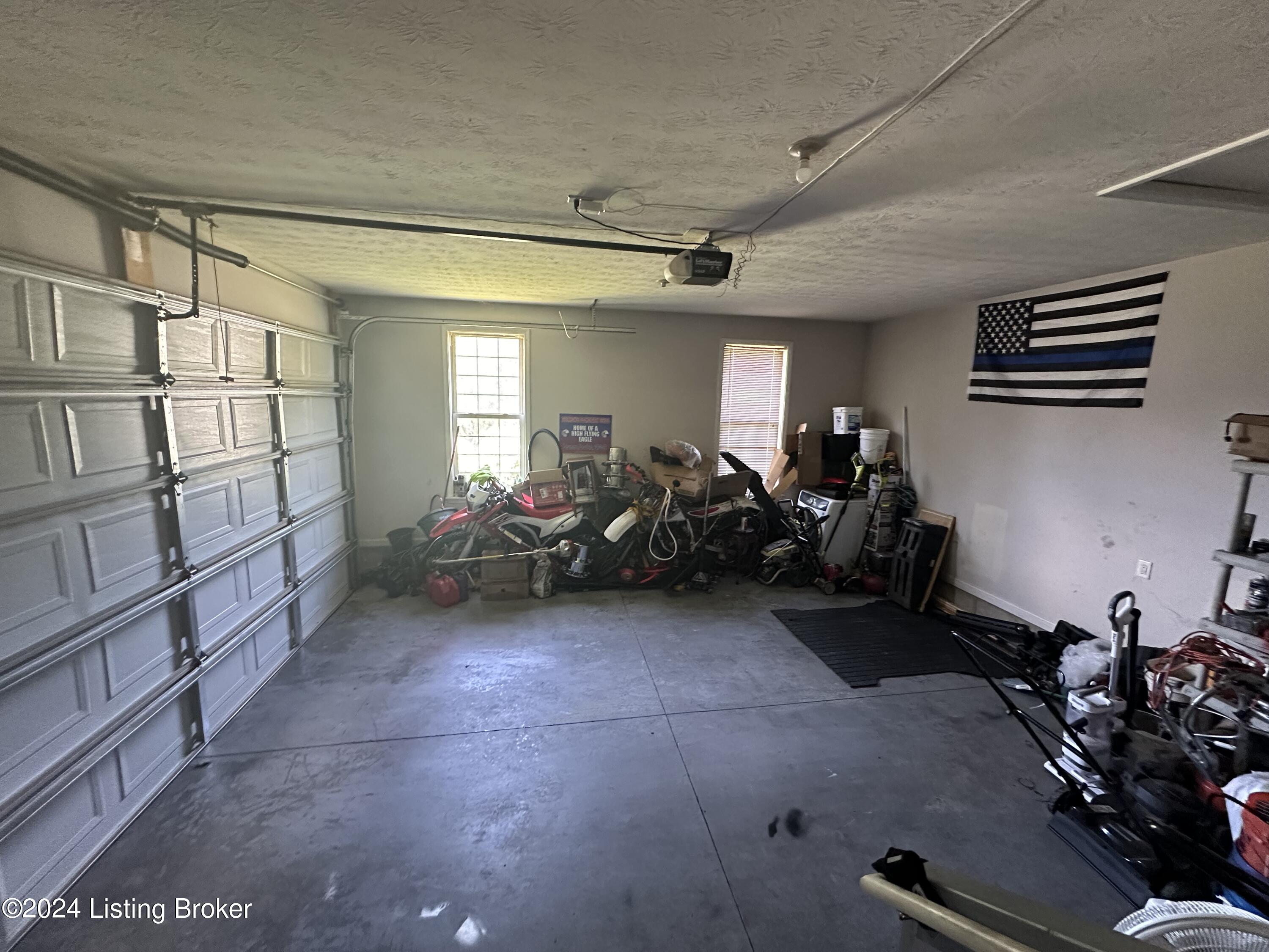 5401 HEPATICA Ct