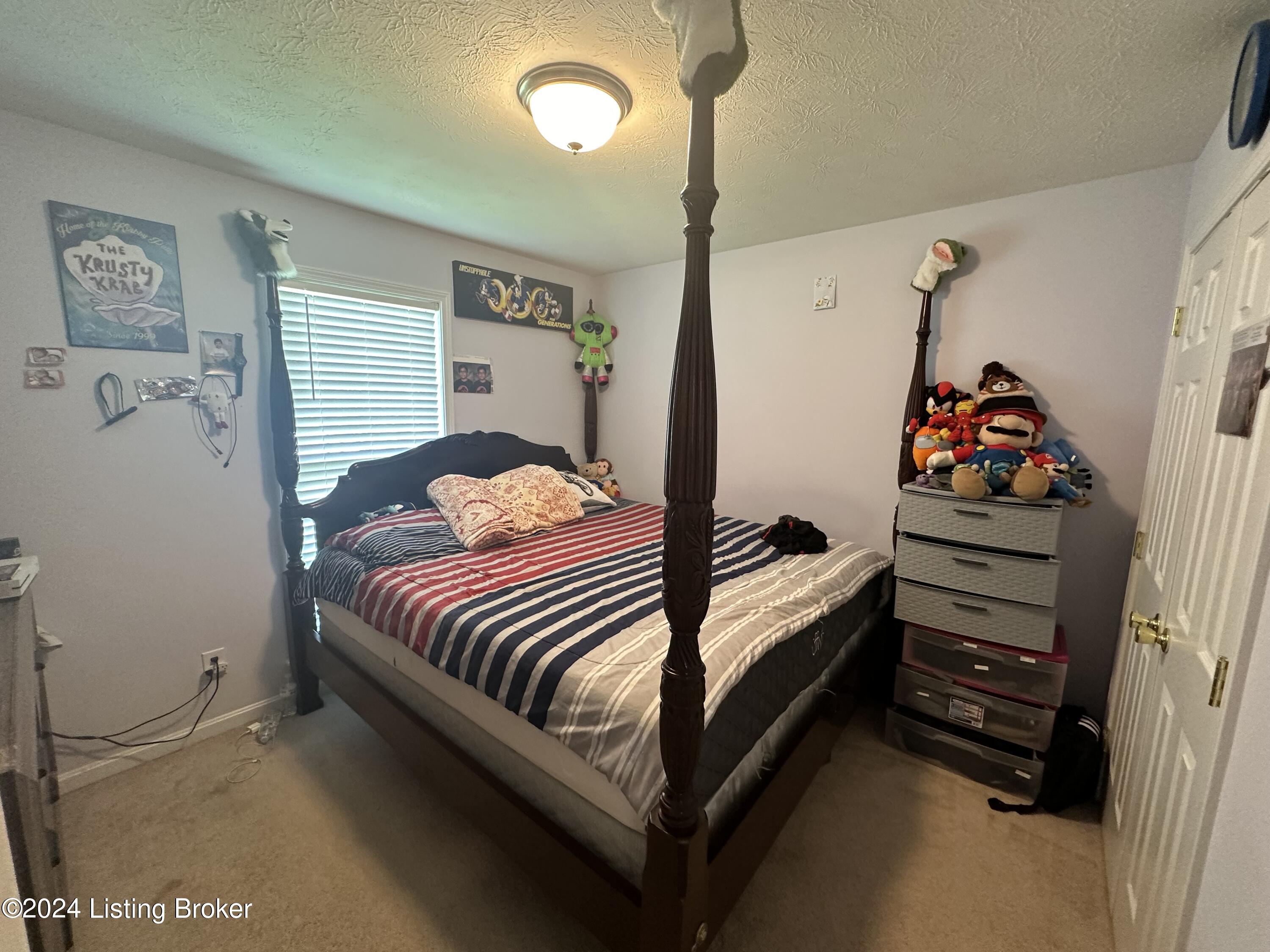 5401 HEPATICA Ct