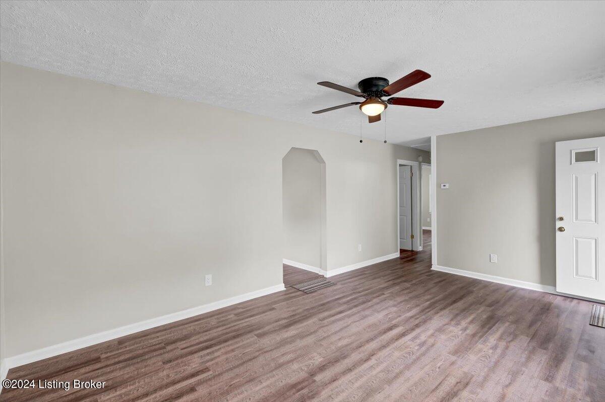 5910 Cole Ave
