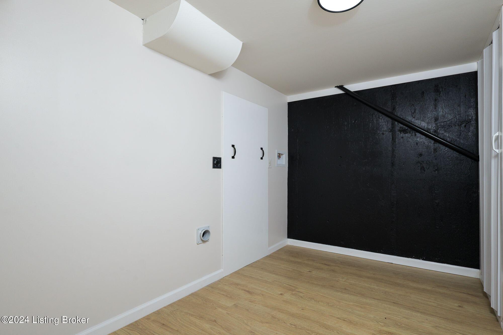 6110 W Pages Ln