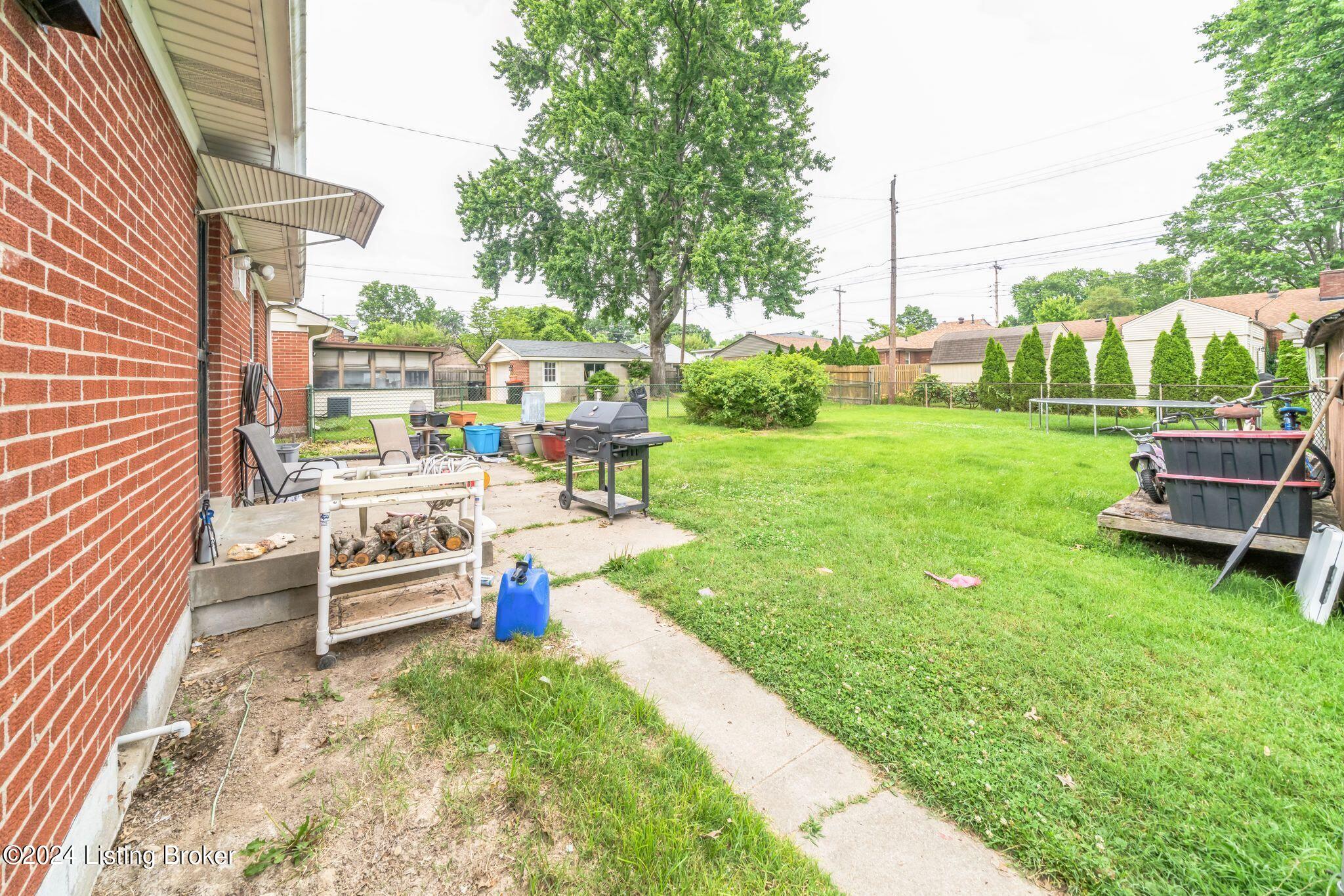 3211 Wellingmoor Ave