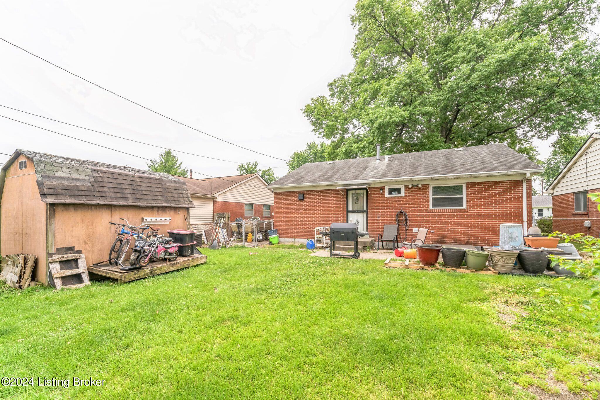 3211 Wellingmoor Ave