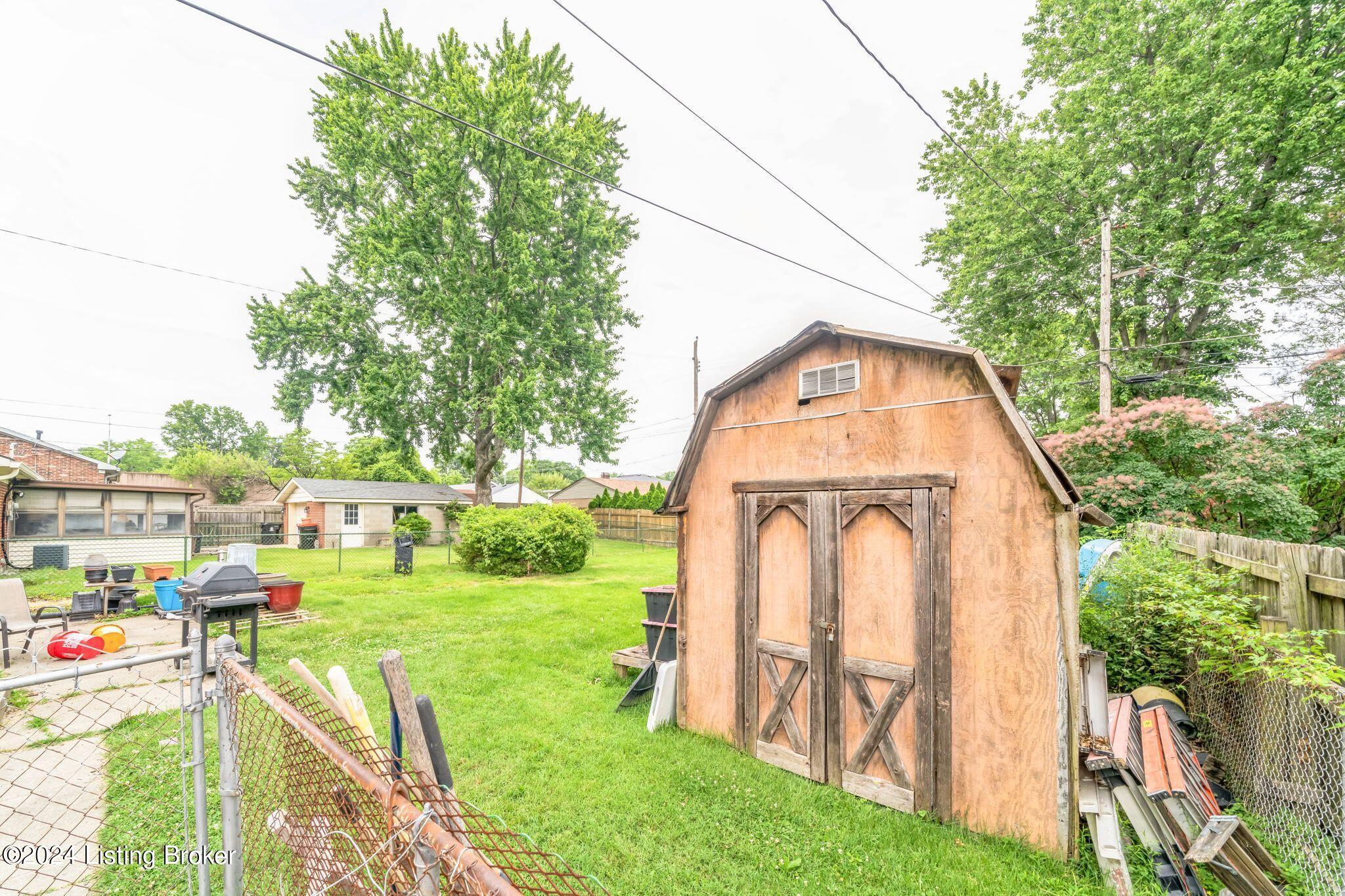 3211 Wellingmoor Ave