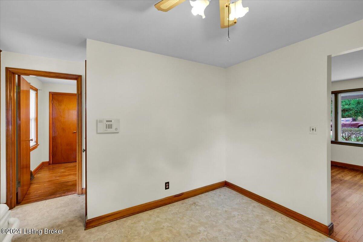 8015 Daffodil Dr