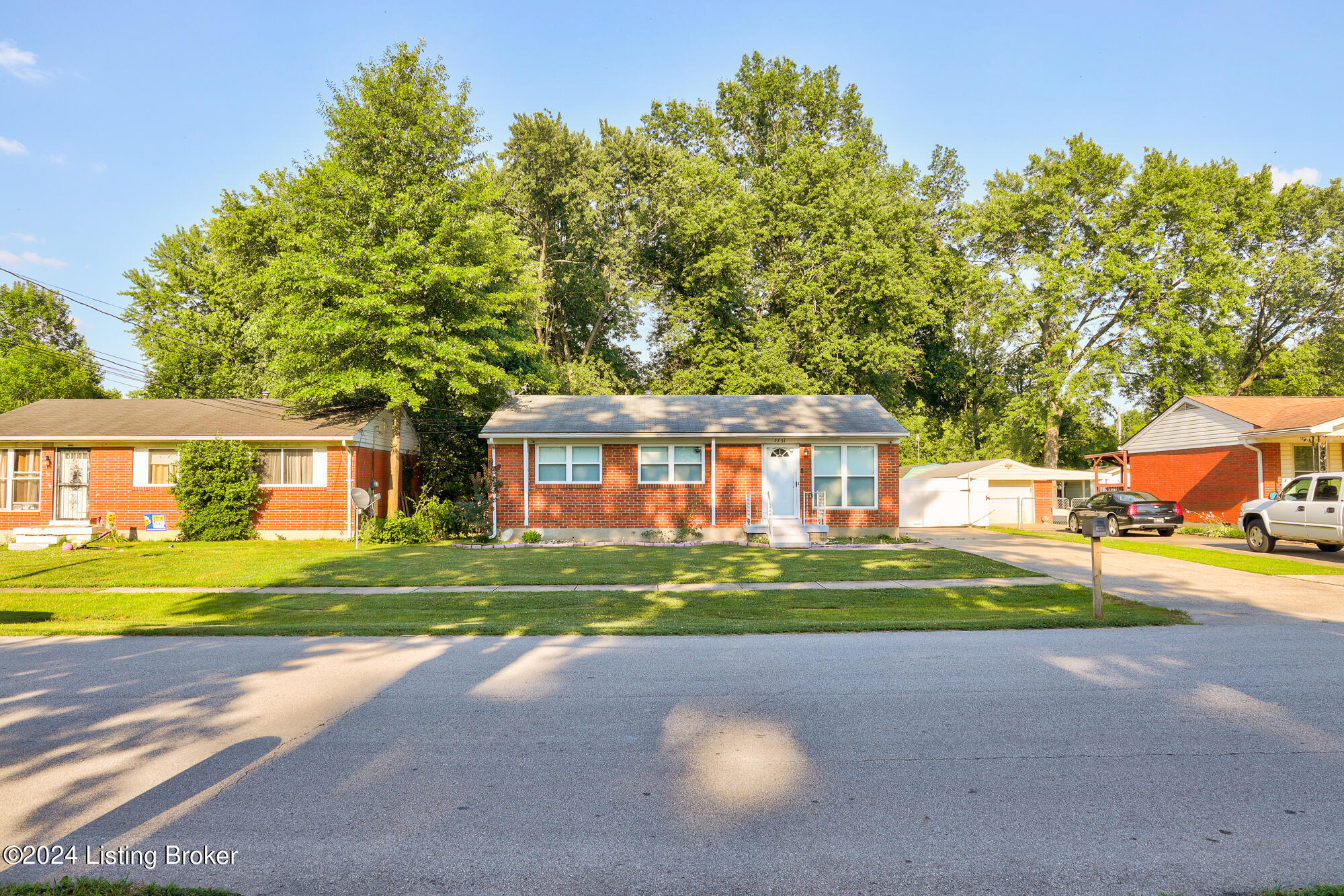 5521 Minyard Dr