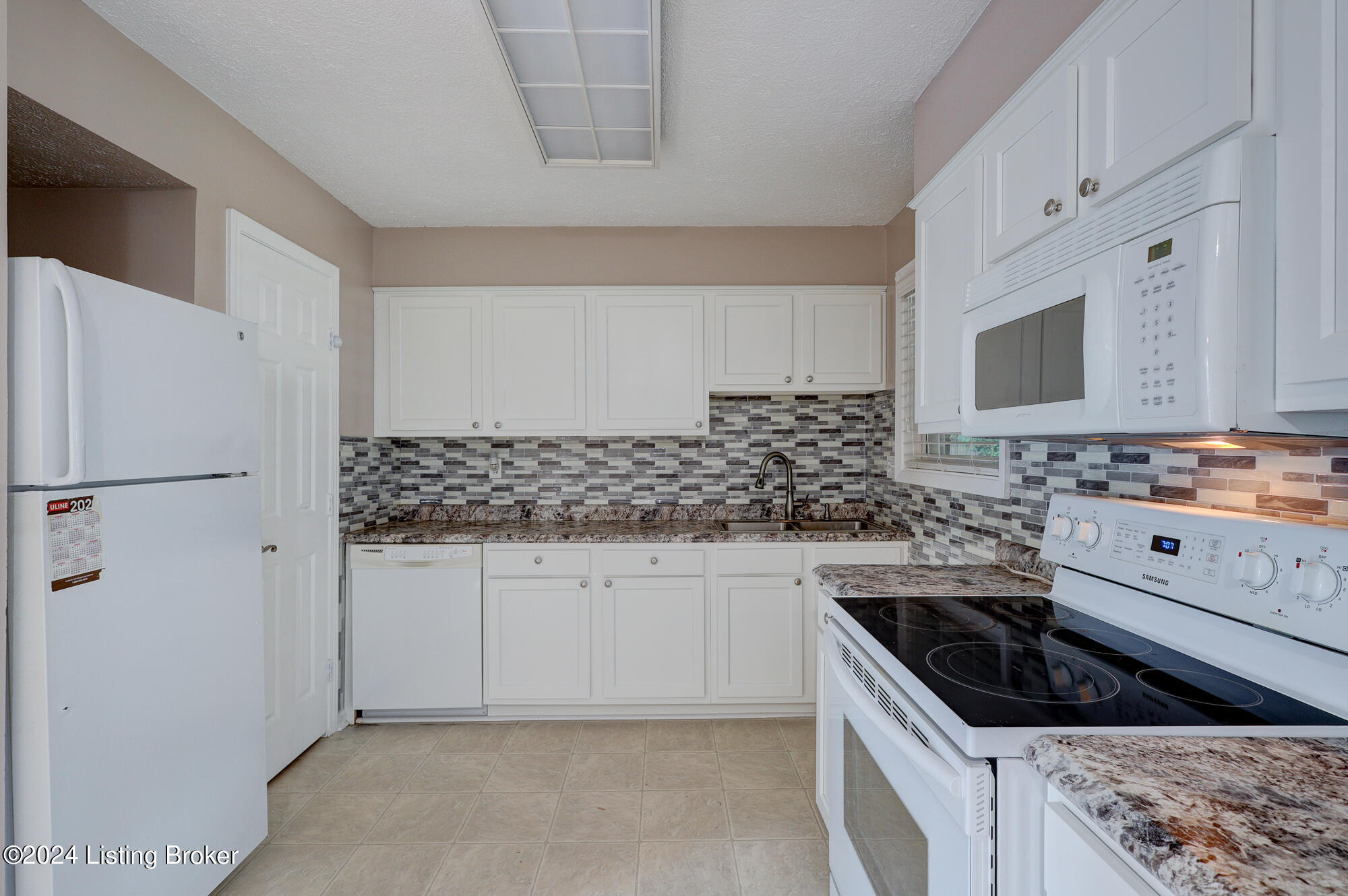 5521 Minyard Dr