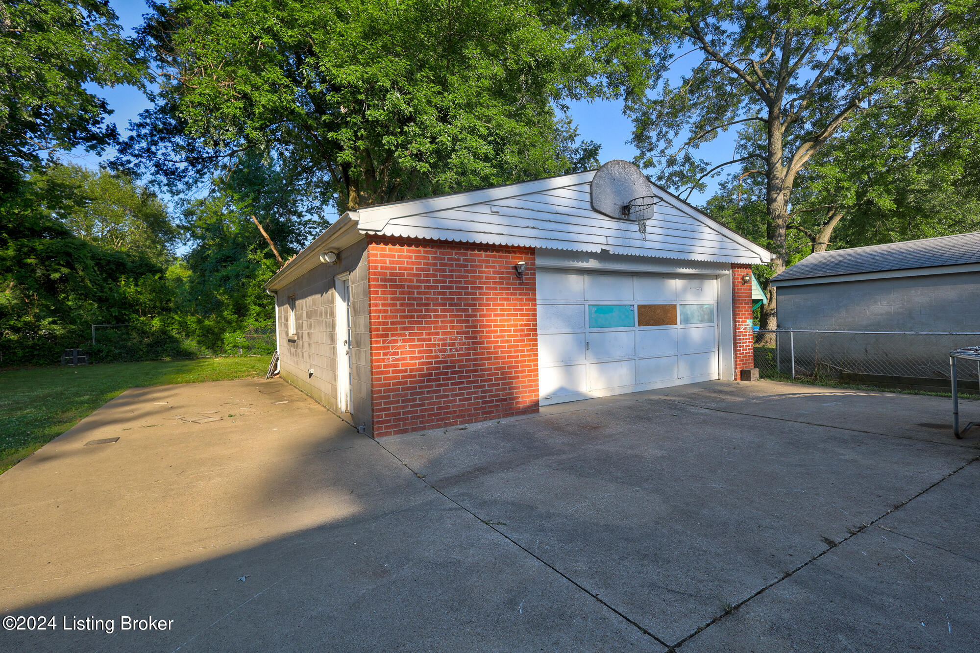 5521 Minyard Dr