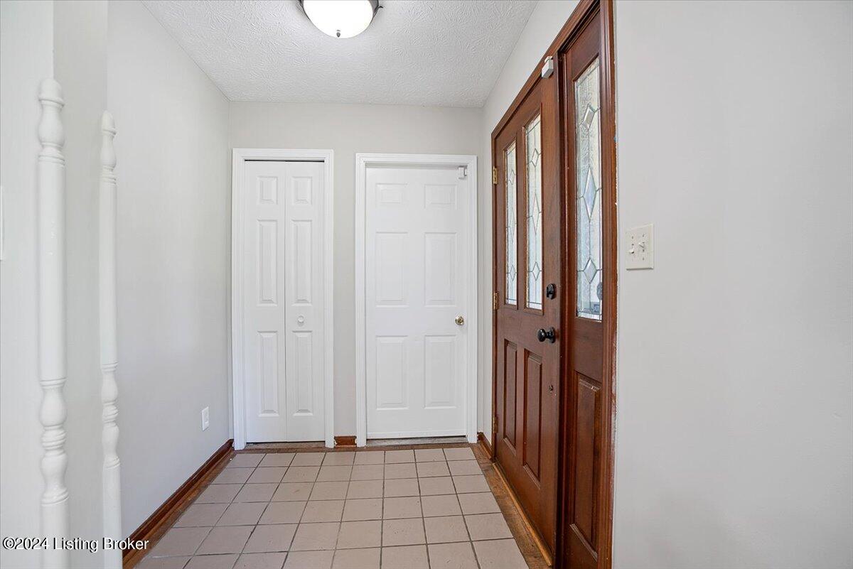 7607 Newton Ct