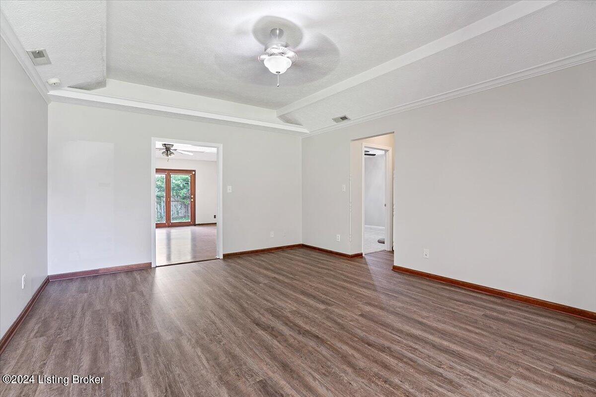 7607 Newton Ct