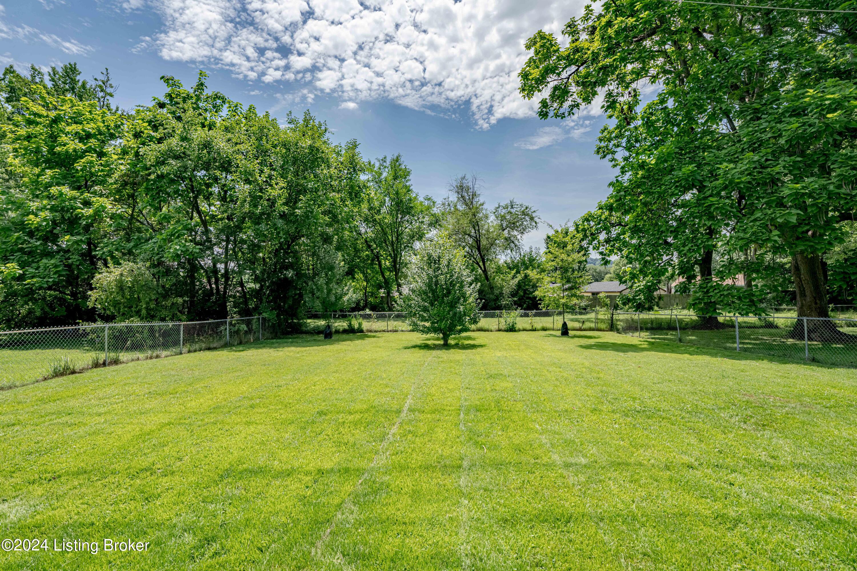 308 W Southside Ct