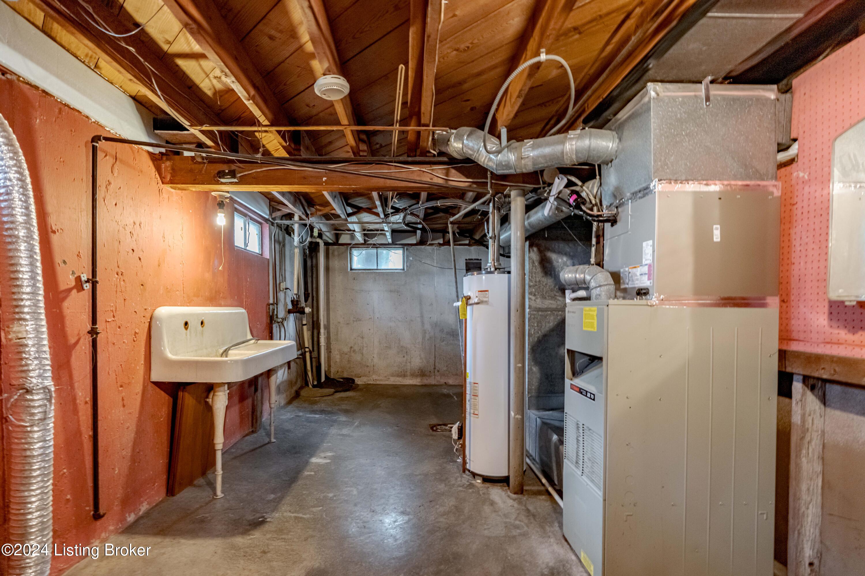 308 W Southside Ct