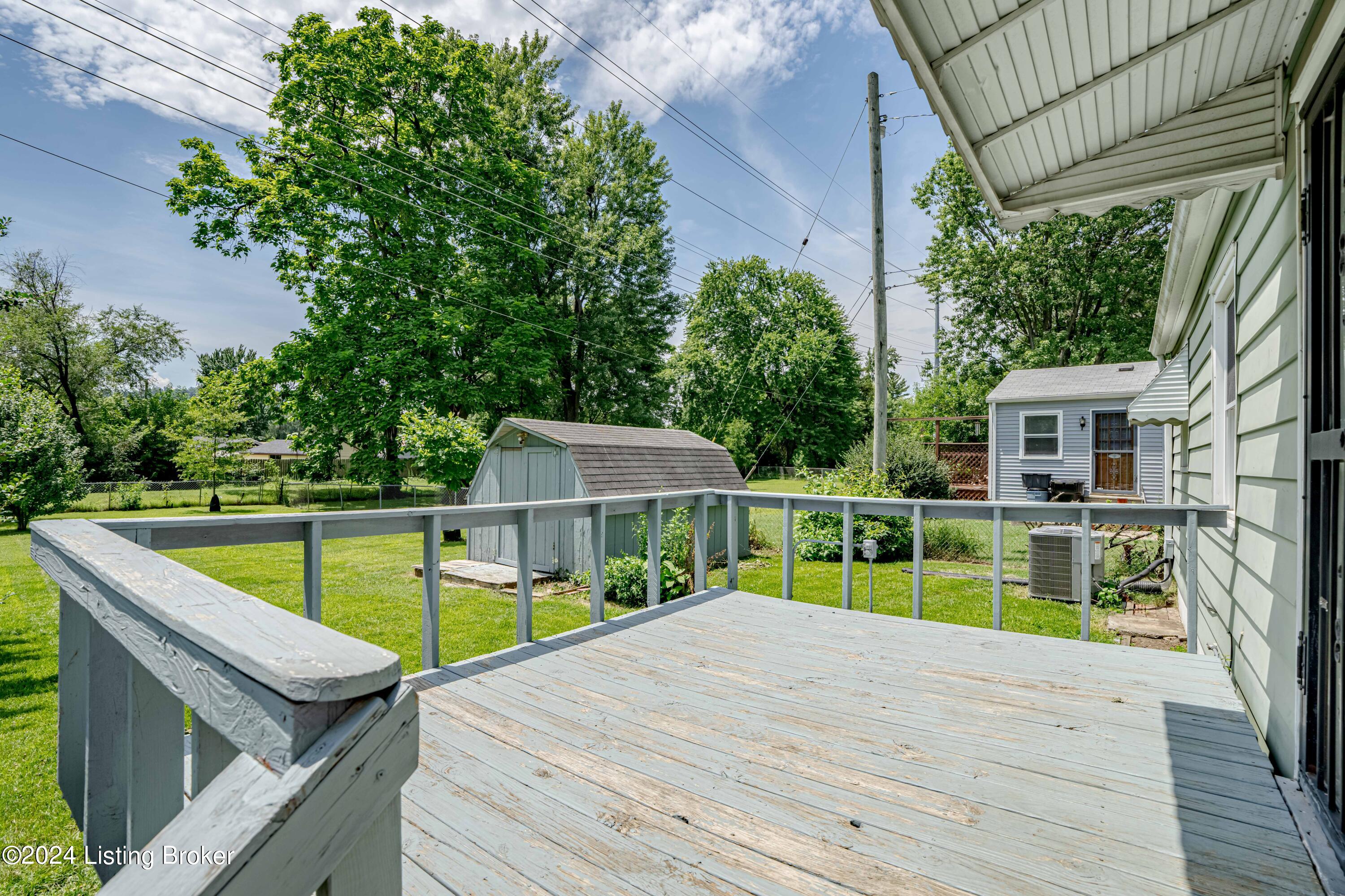 308 W Southside Ct