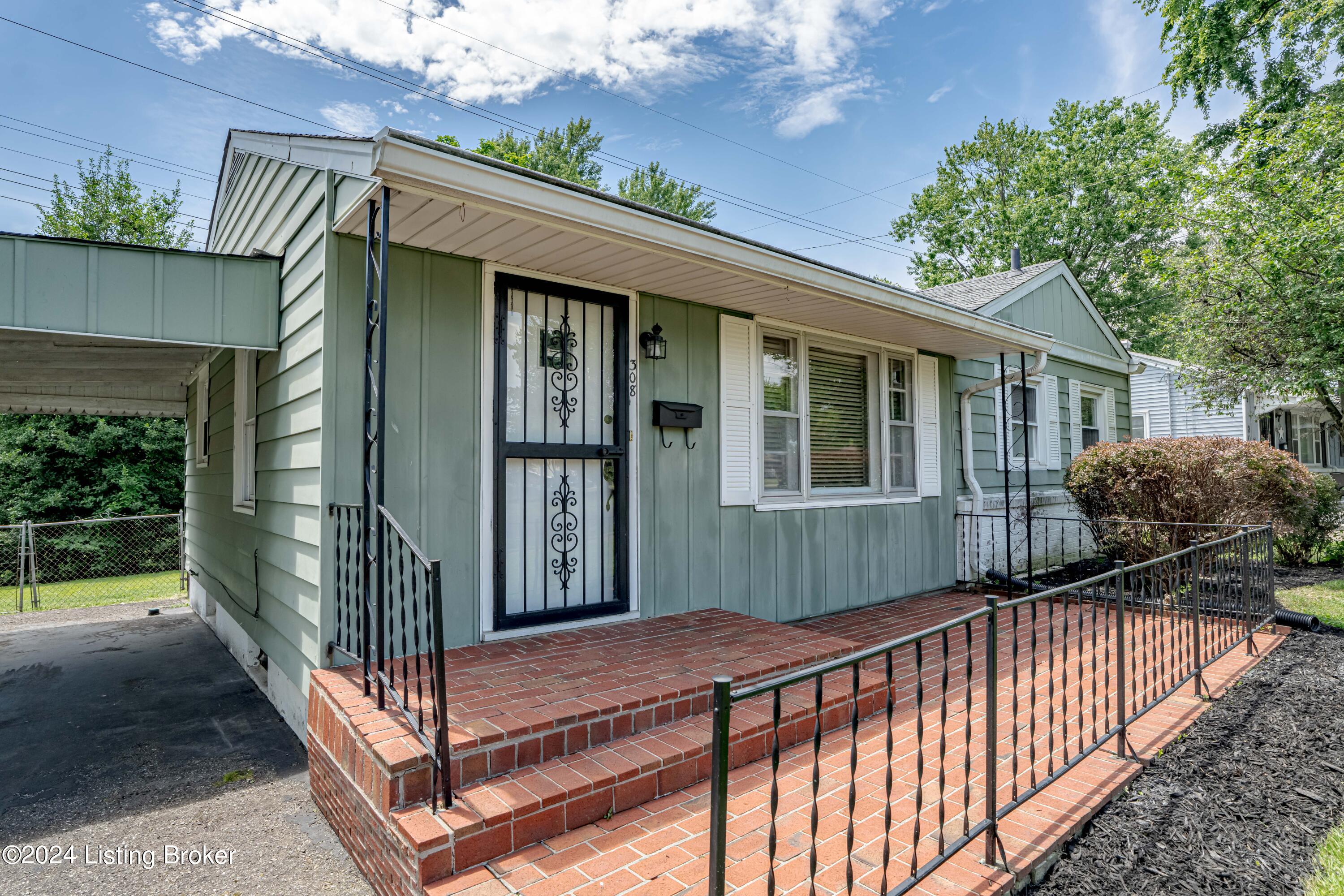 308 W Southside Ct