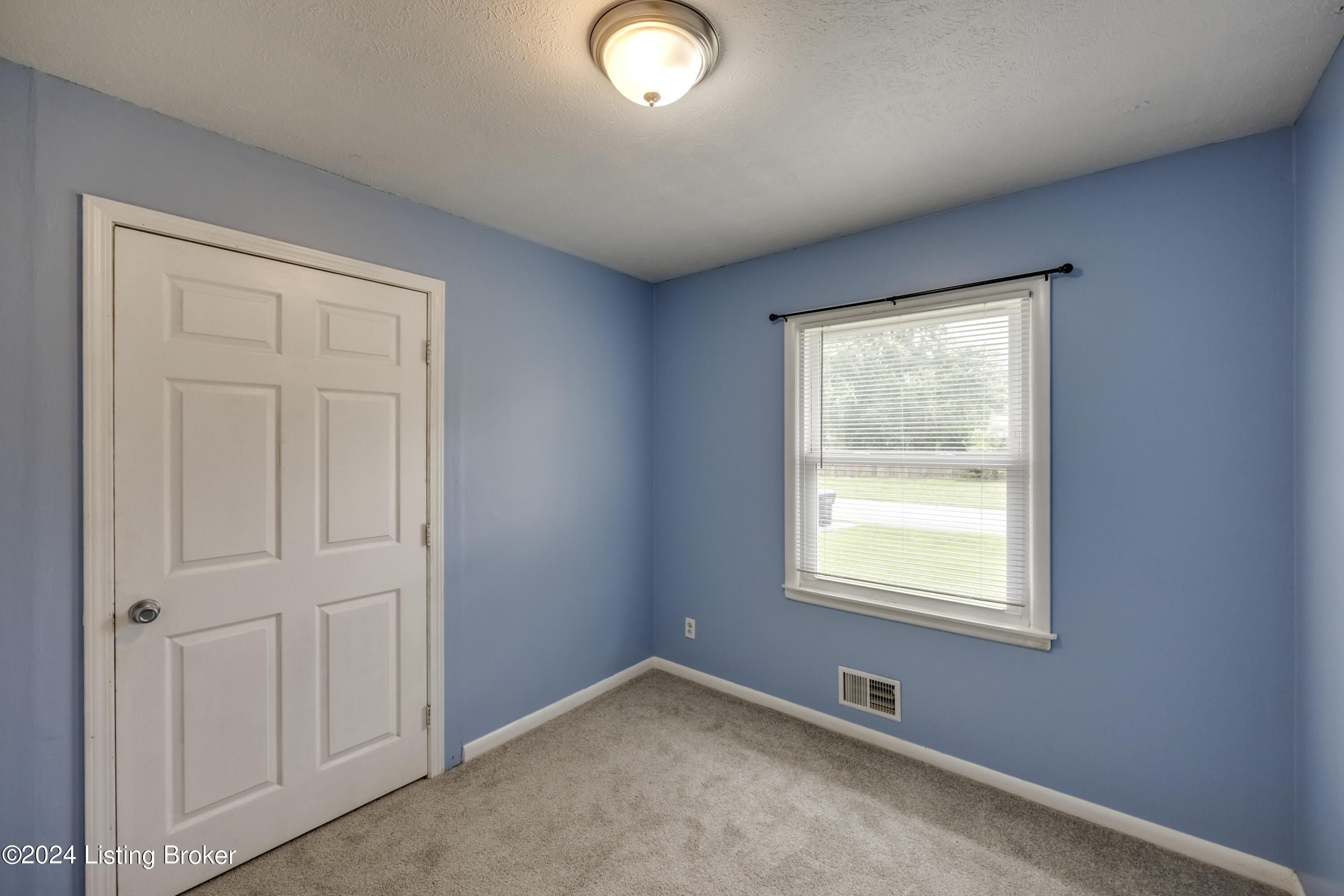 4910 Lea Ann Way
