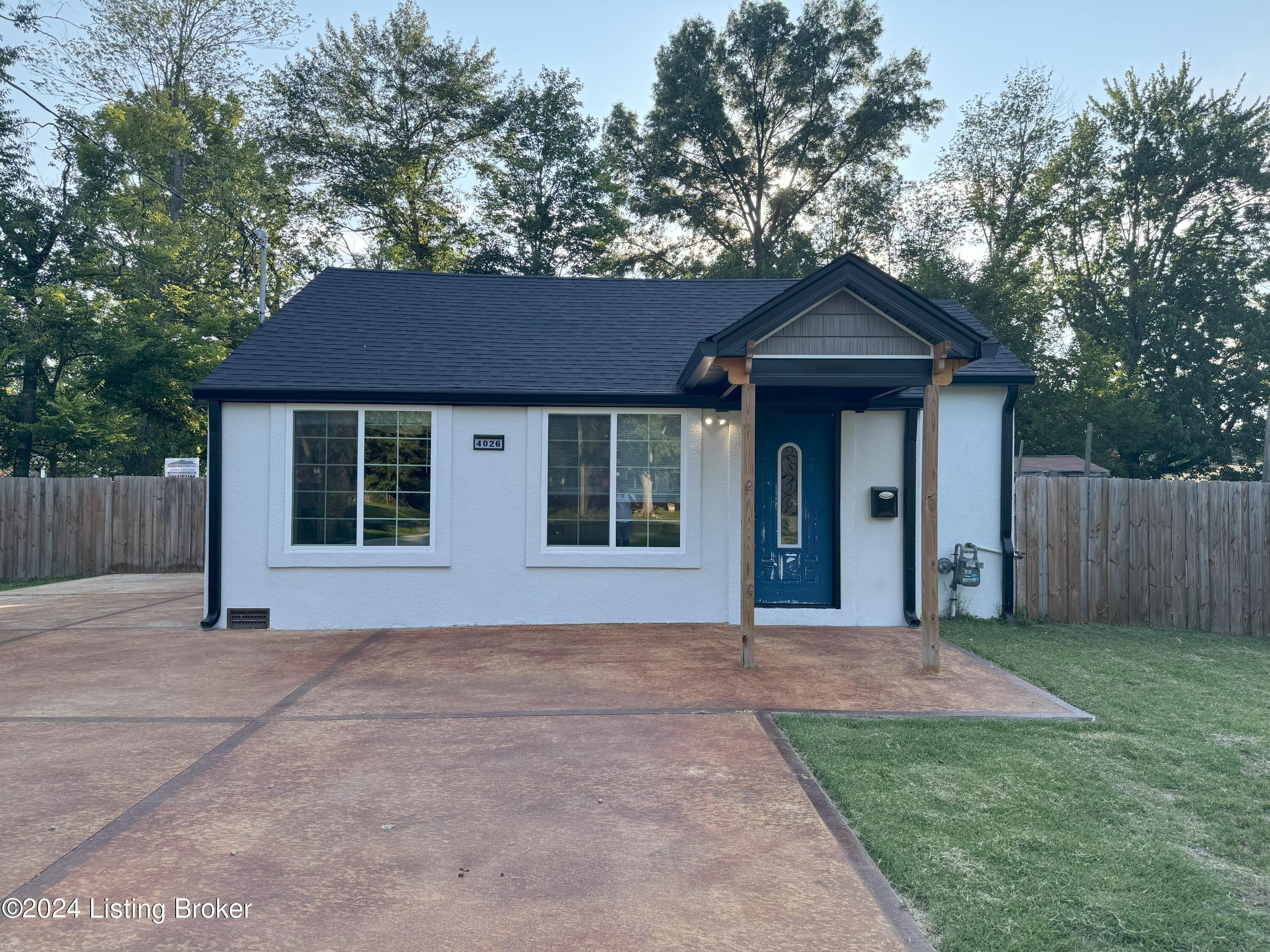 4026 Clyde Dr