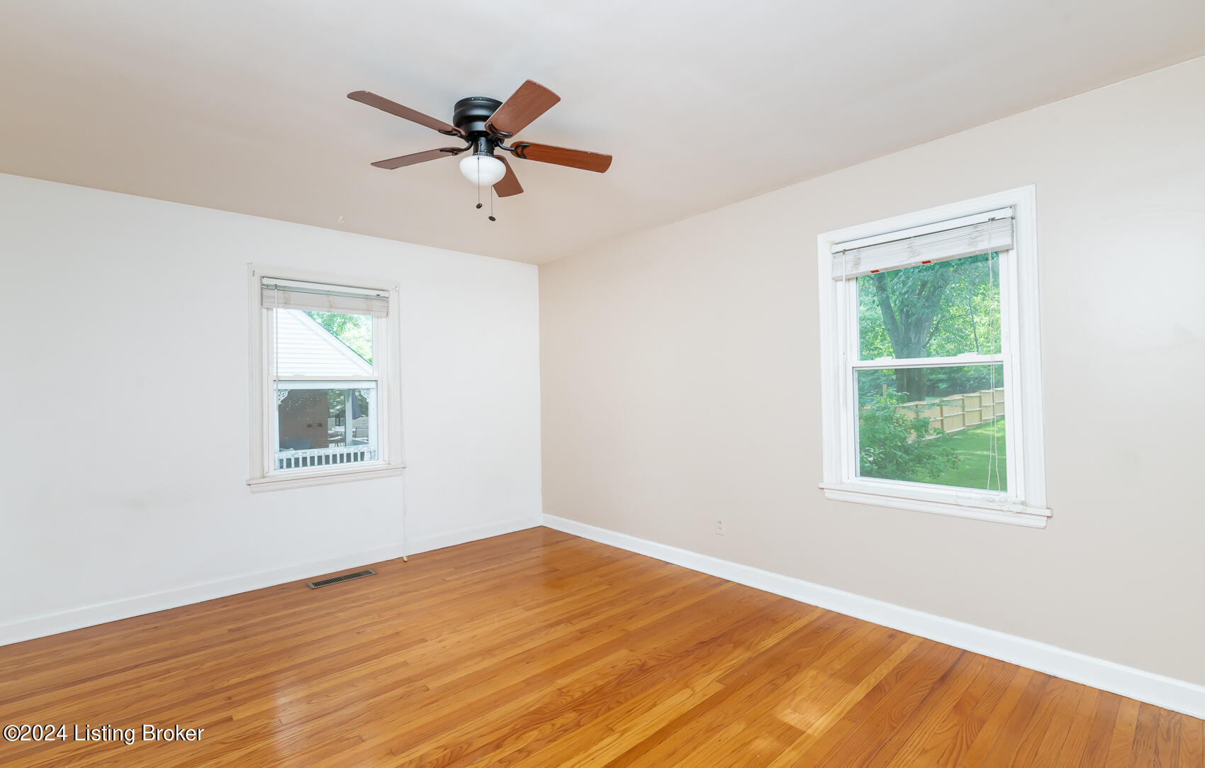 9010 Fern Creek Rd