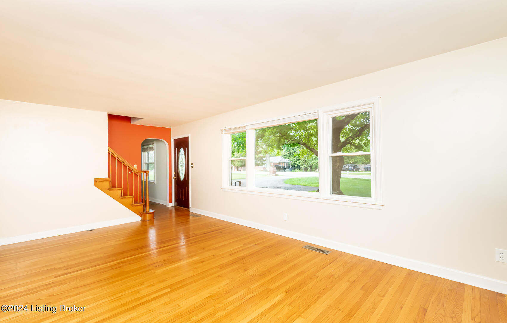 9010 Fern Creek Rd