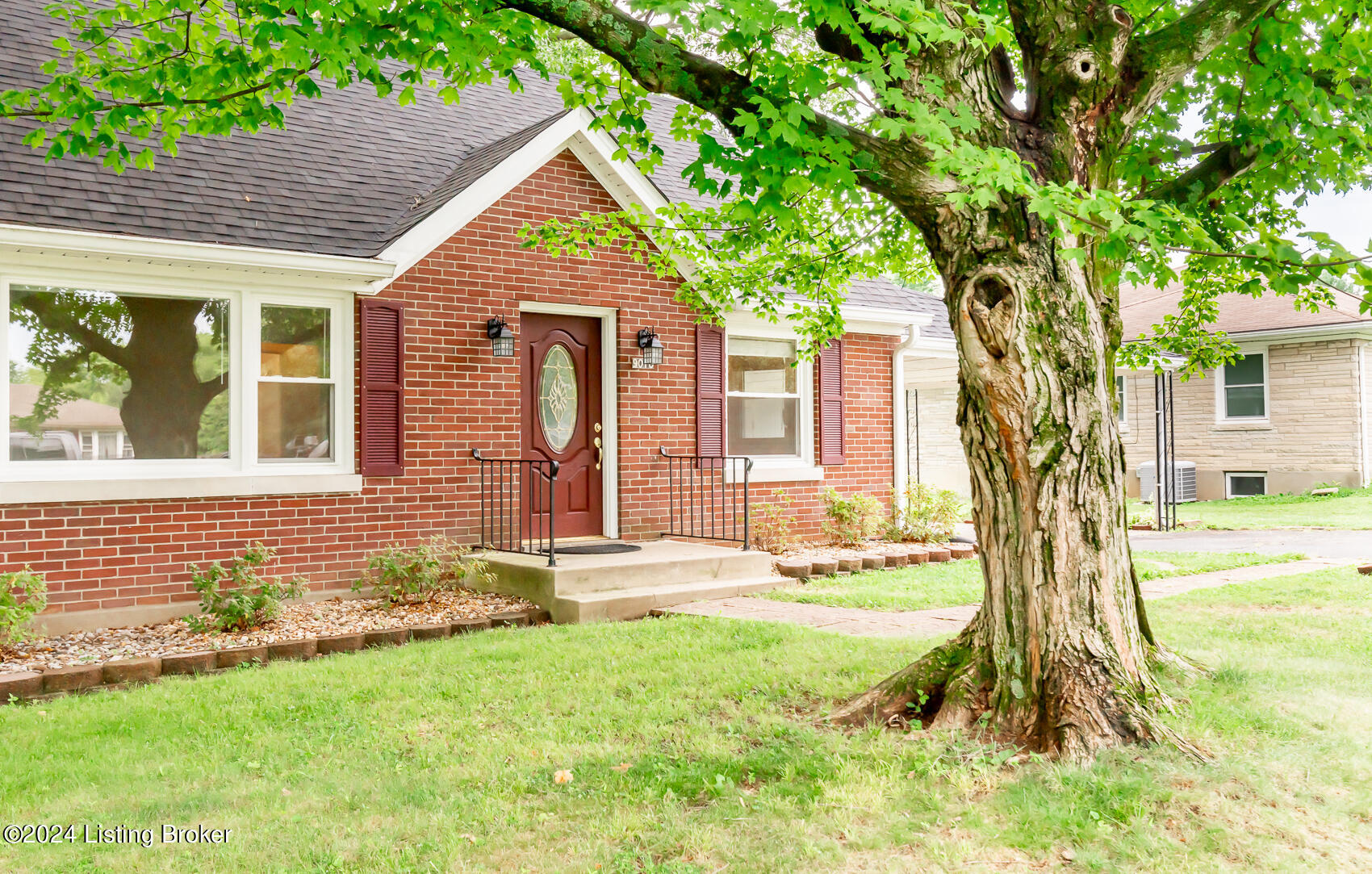 9010 Fern Creek Rd