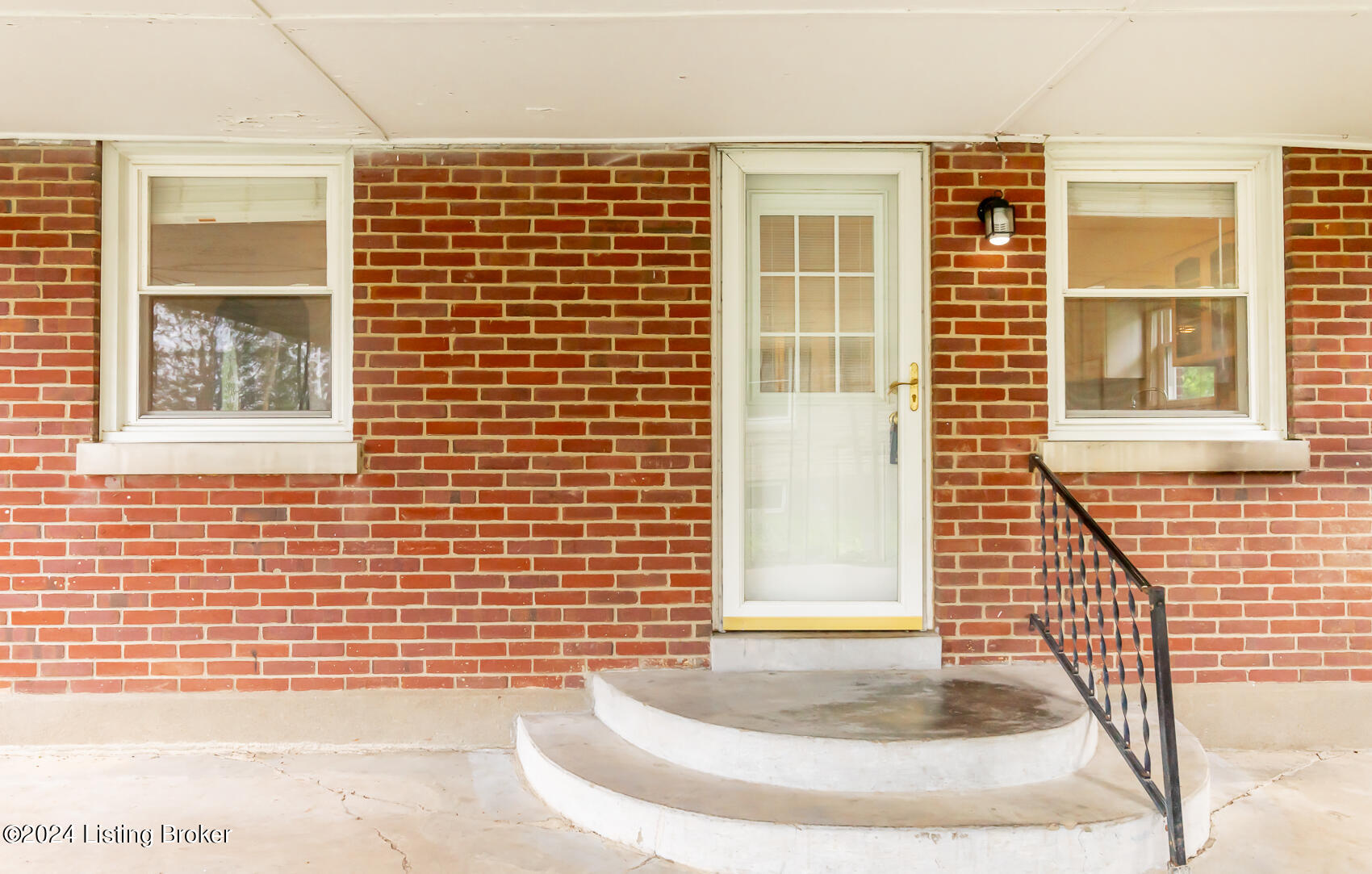 9010 Fern Creek Rd