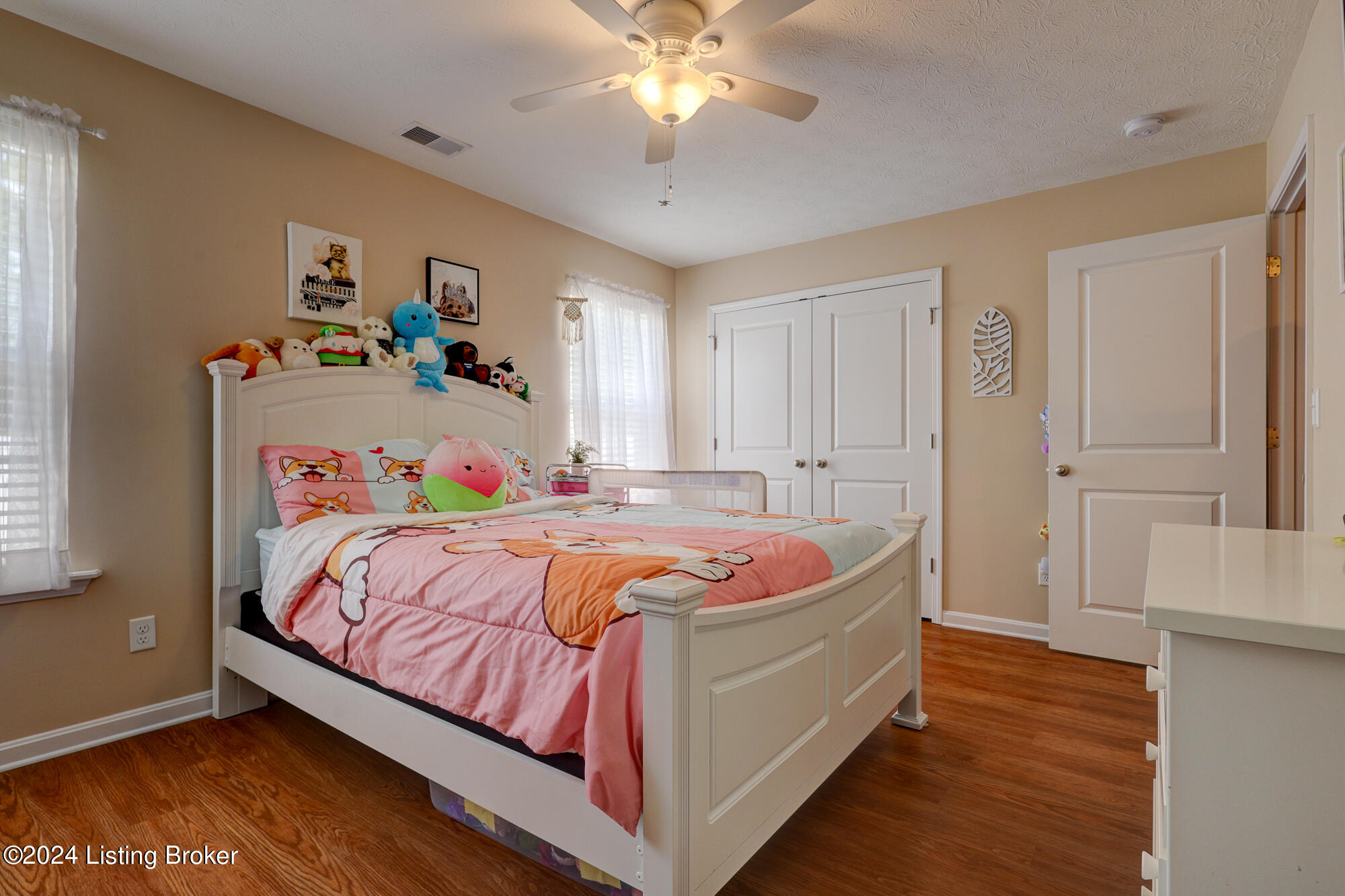 503 Villa Ln