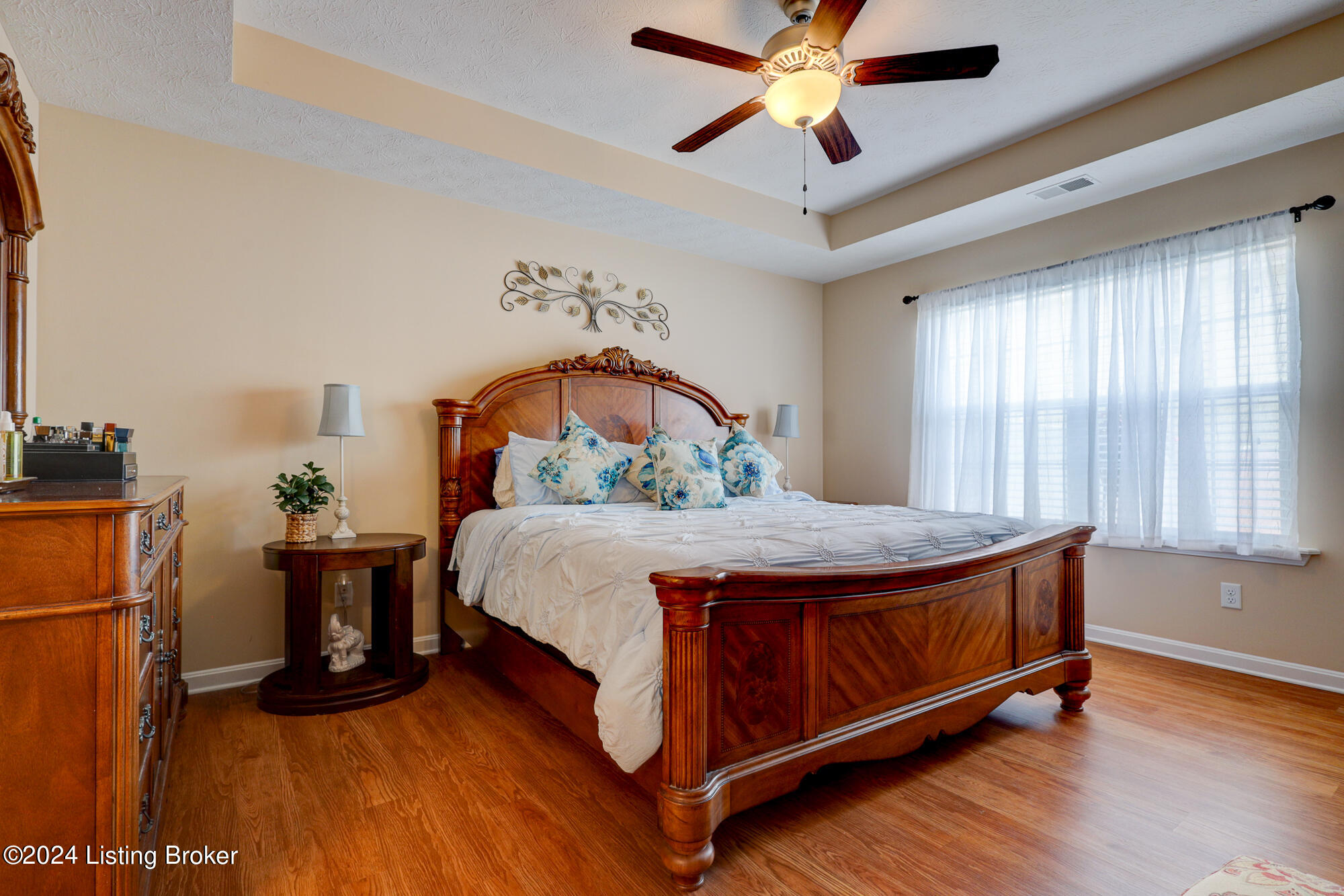 503 Villa Ln