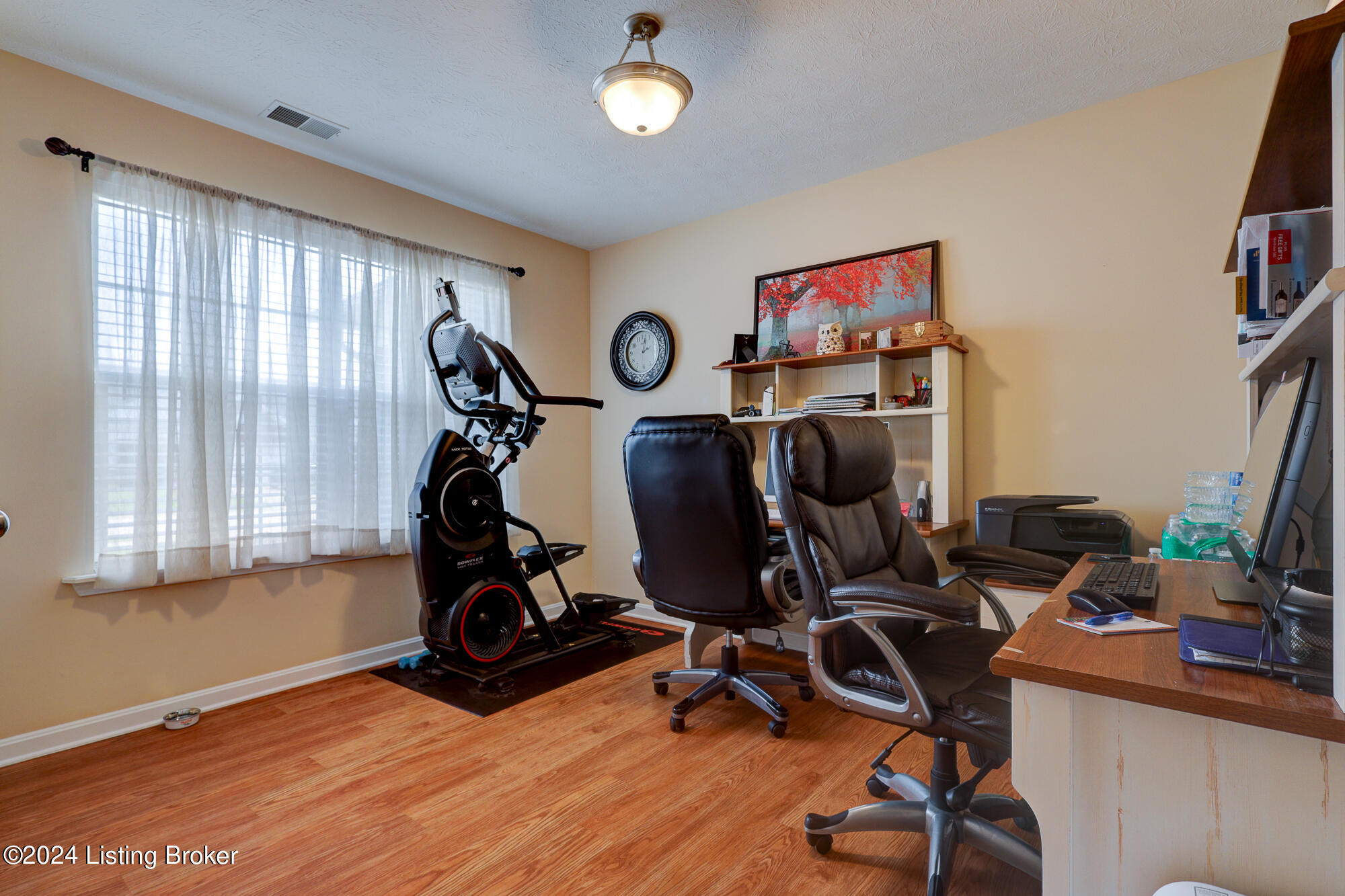 503 Villa Ln