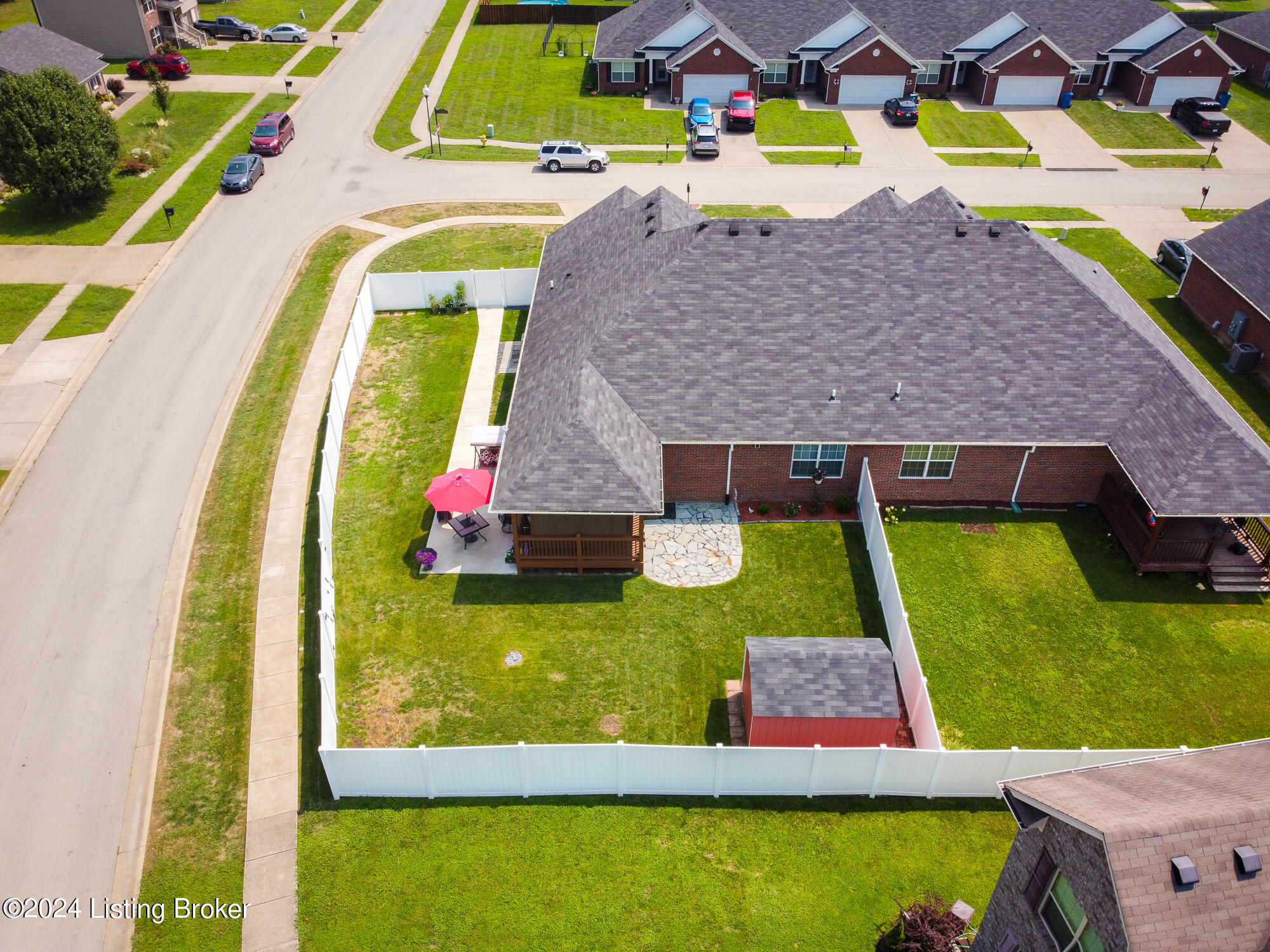 503 Villa Ln