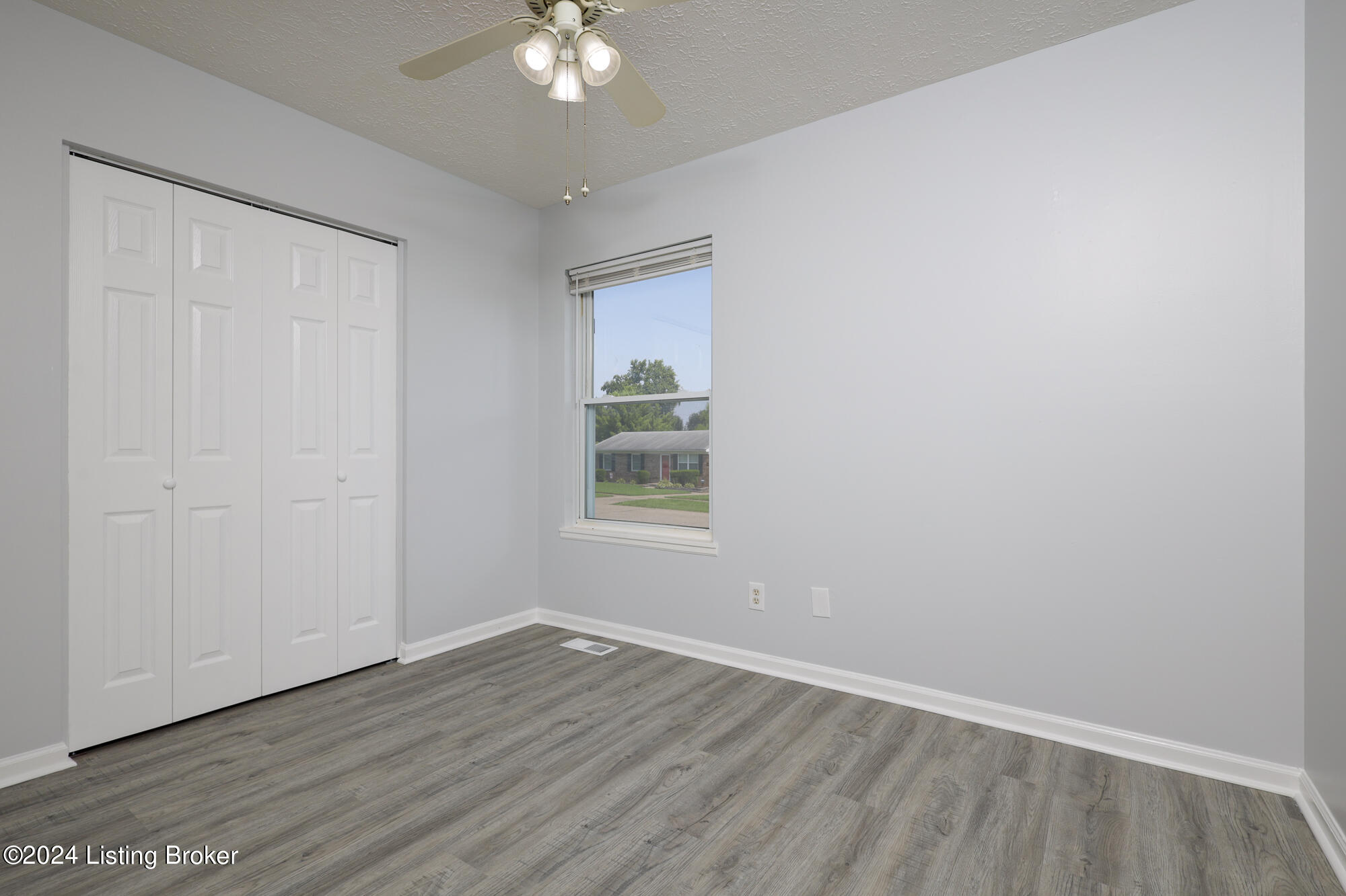 6114 Kirkwood Ct