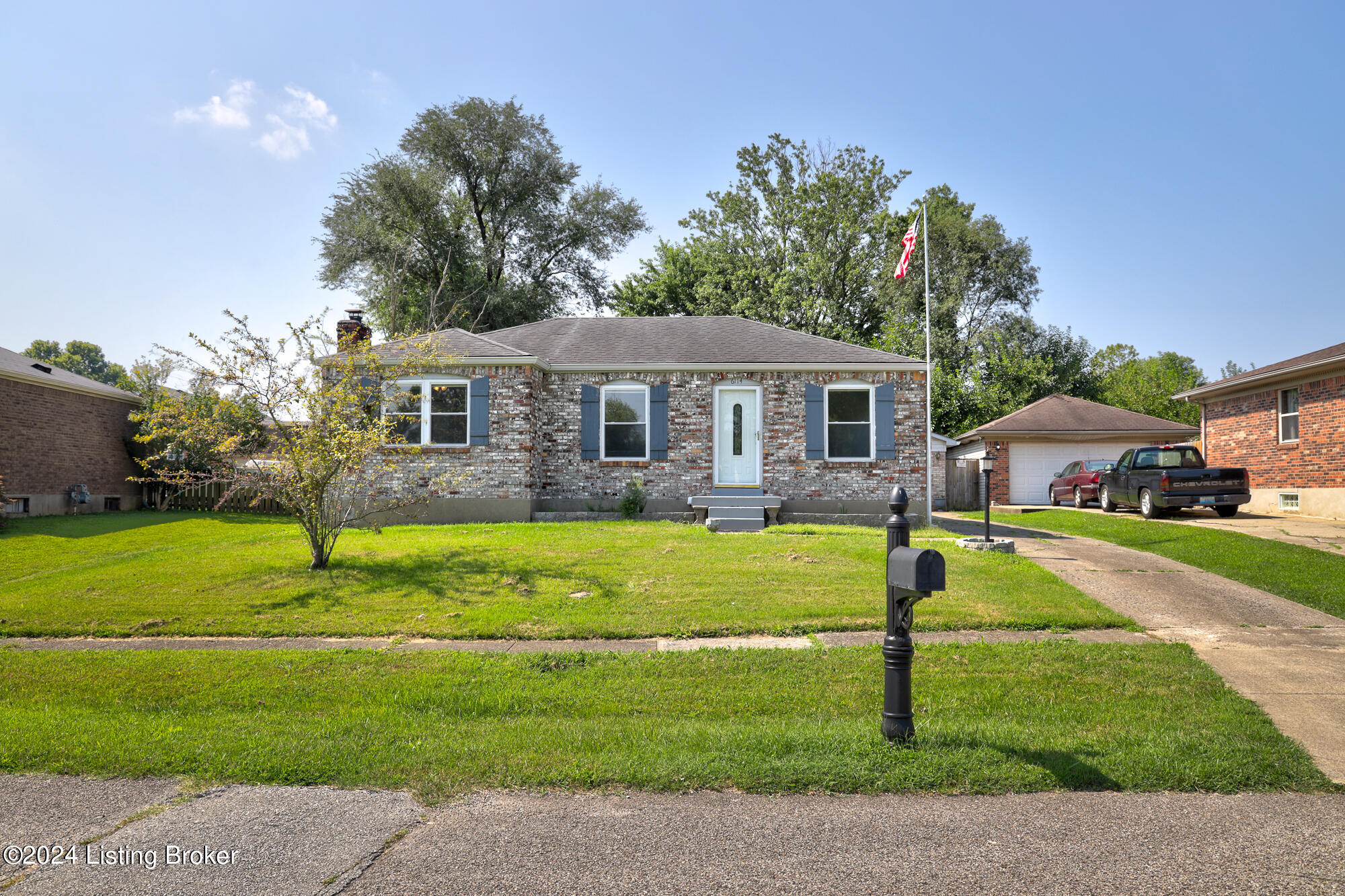 6114 Kirkwood Ct