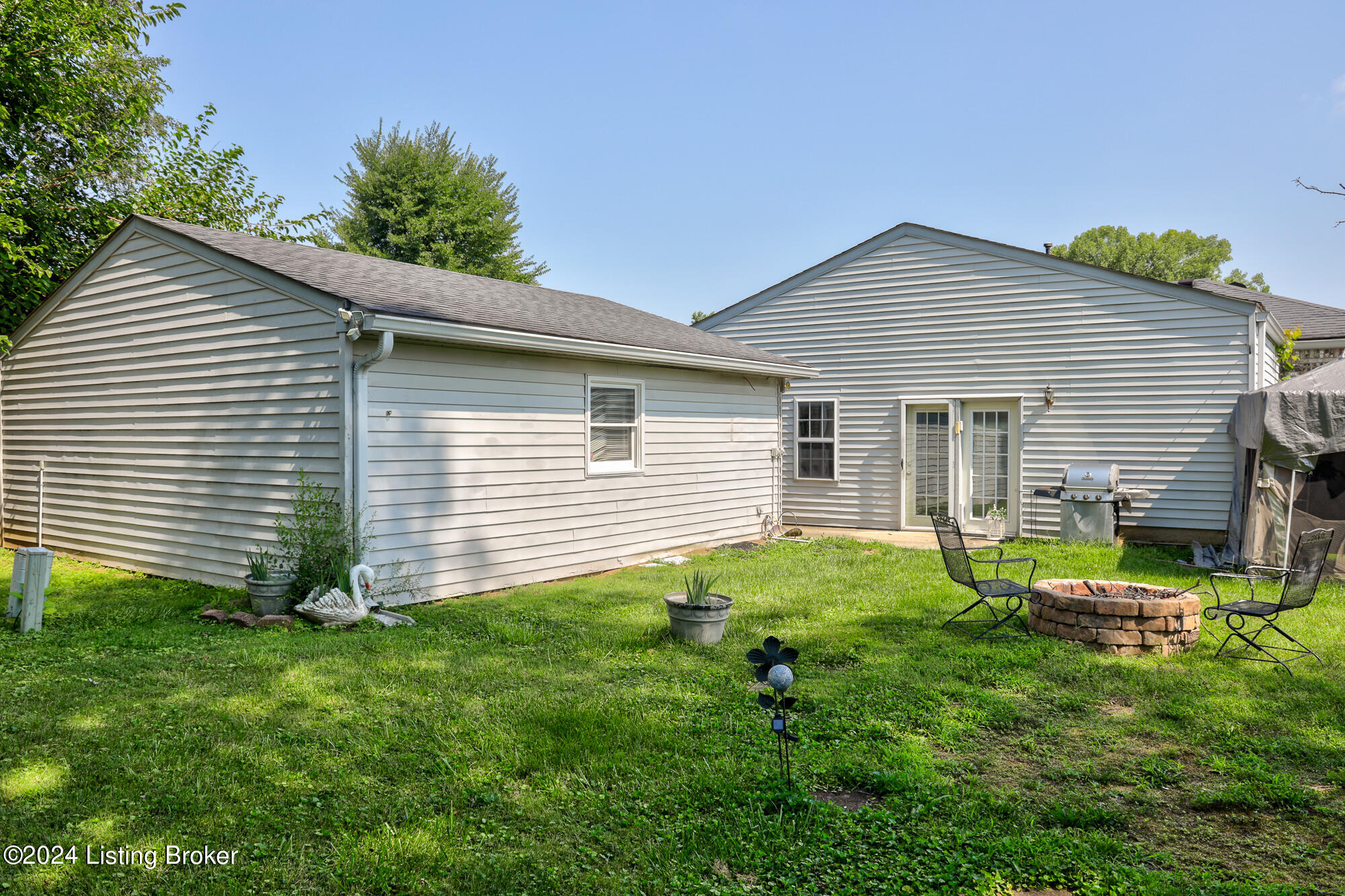 6114 Kirkwood Ct