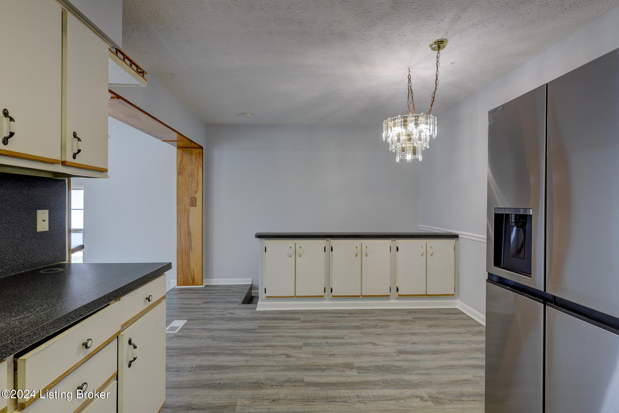 6114 Kirkwood Ct