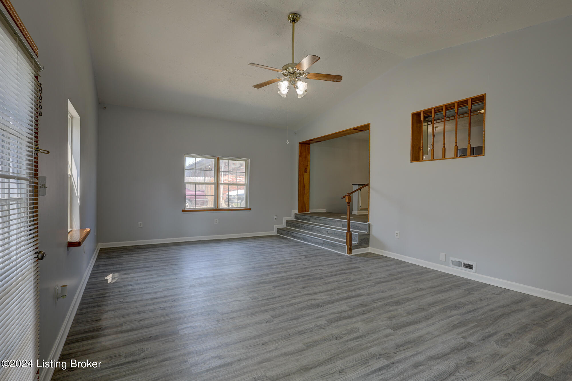 6114 Kirkwood Ct