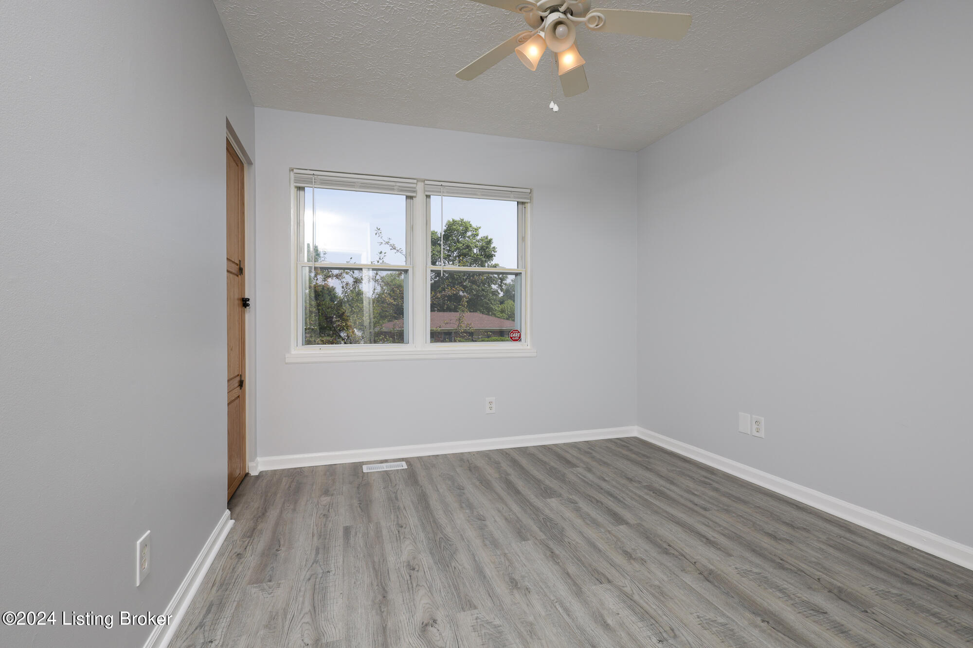 6114 Kirkwood Ct