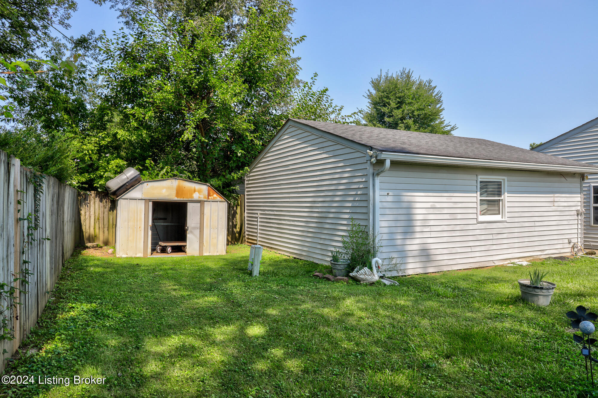 6114 Kirkwood Ct