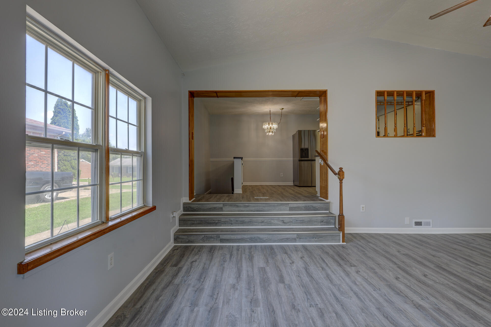 6114 Kirkwood Ct