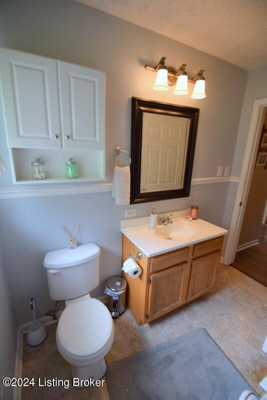 7402 Michael Dr