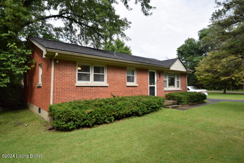7402 Michael Dr