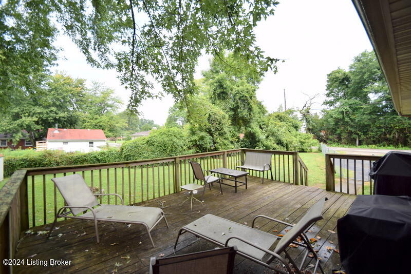 7402 Michael Dr