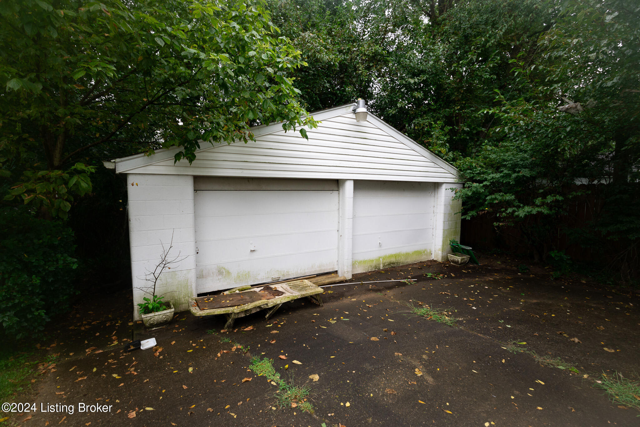 4718 Granada Dr