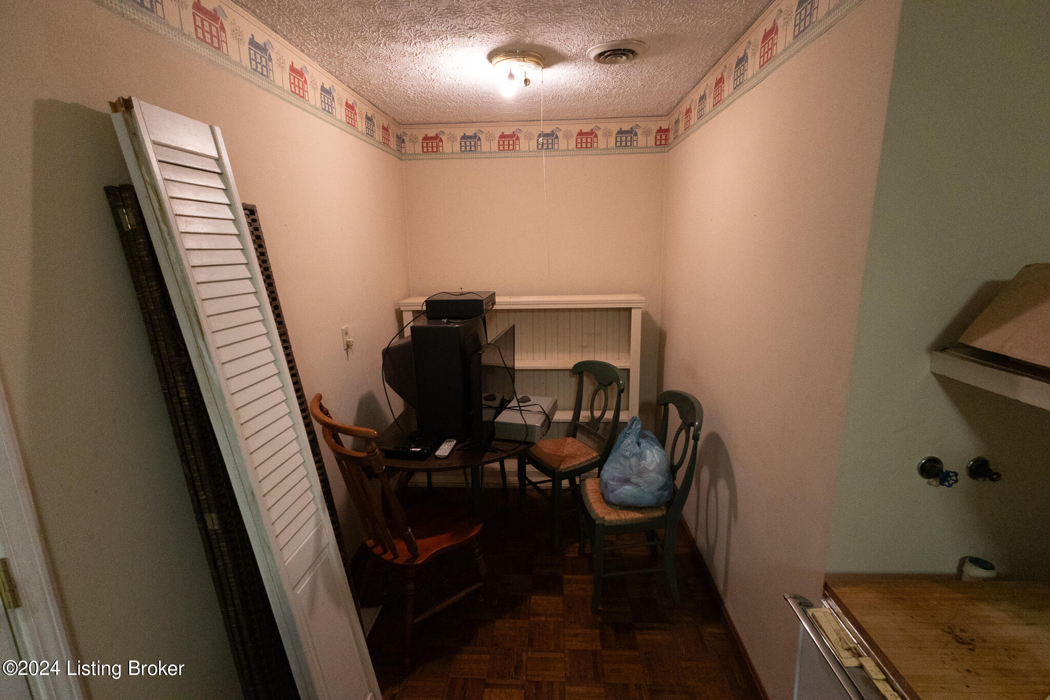 4718 Granada Dr