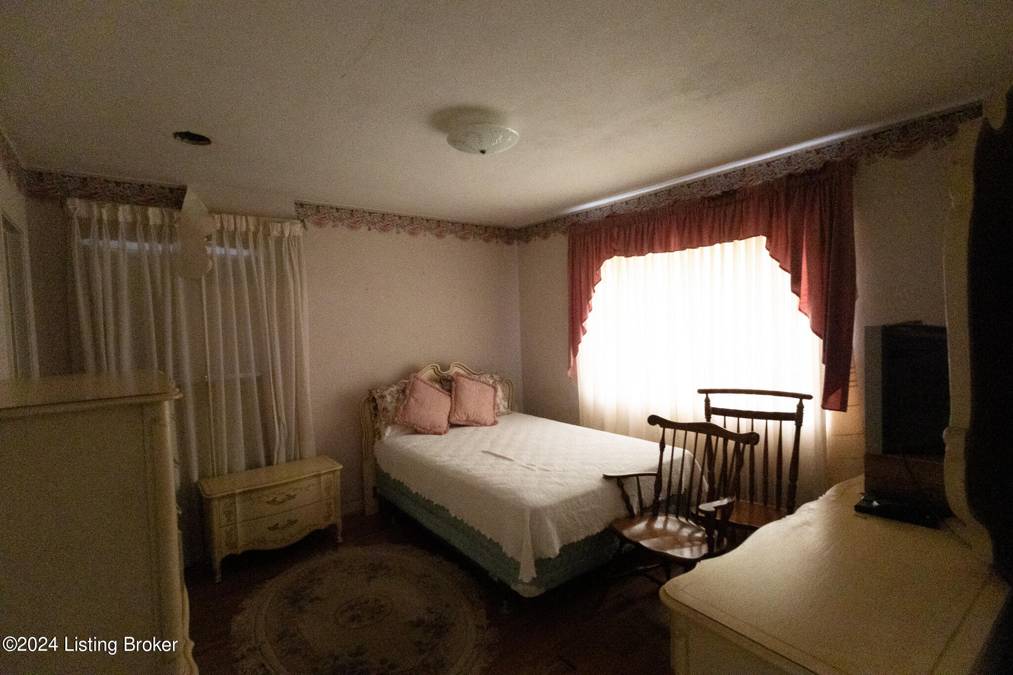 4718 Granada Dr